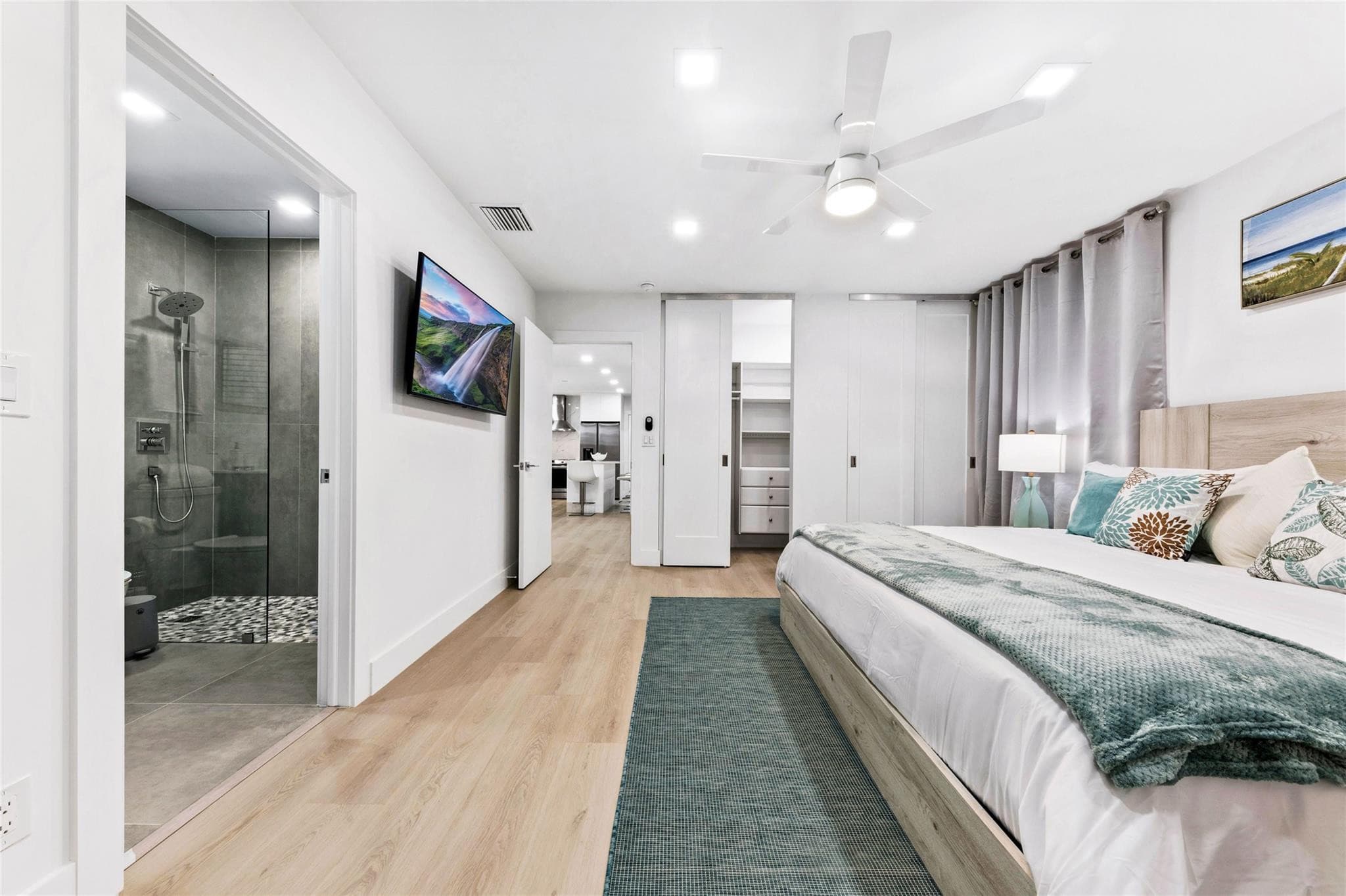 3329 NE 17th Street, Fort Lauderdale, FL 33305 — photo 12 of 30