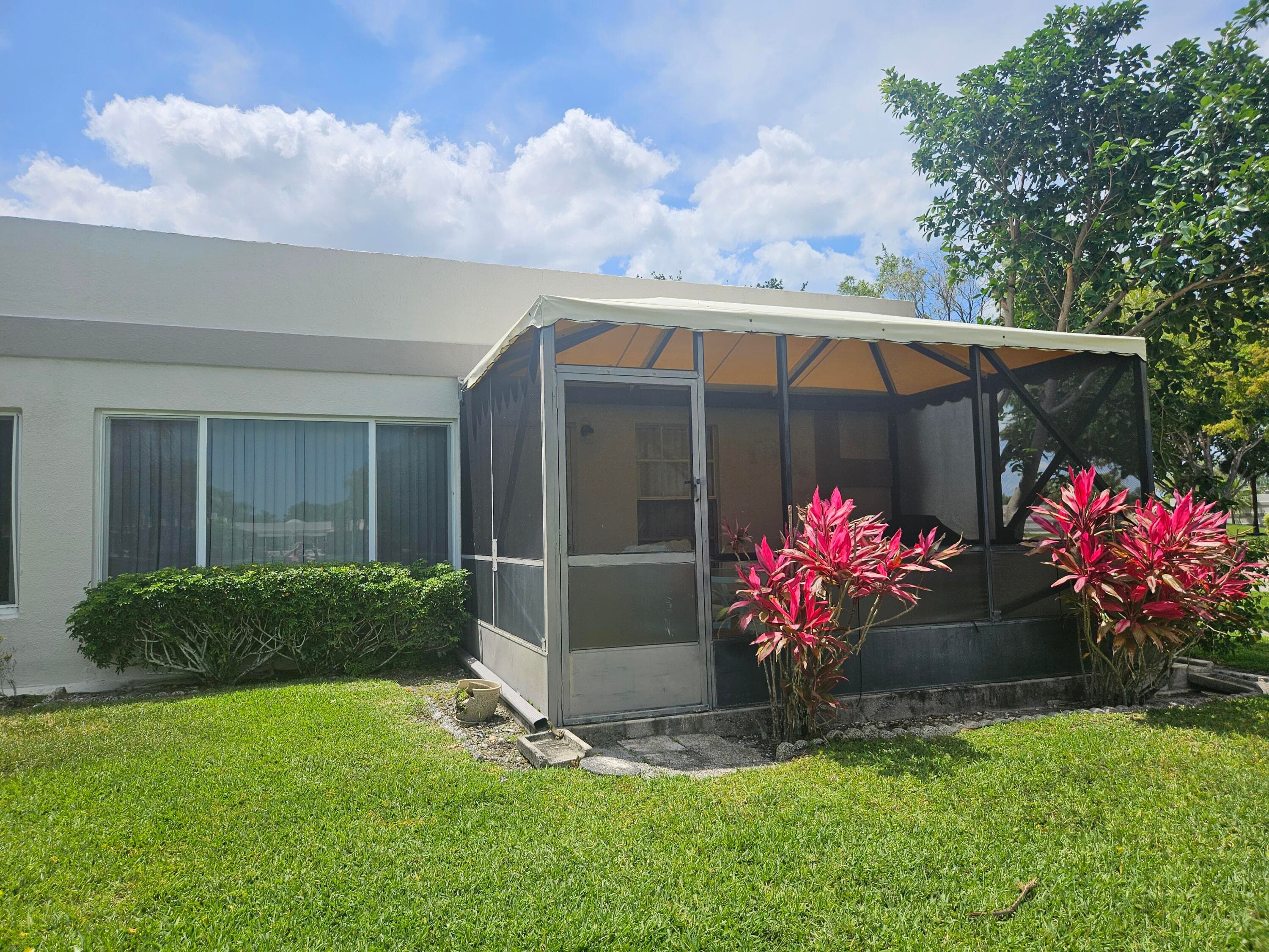 18999 Stewart Circle 8, Boca Raton, FL 33496 — photo 10 of 48
