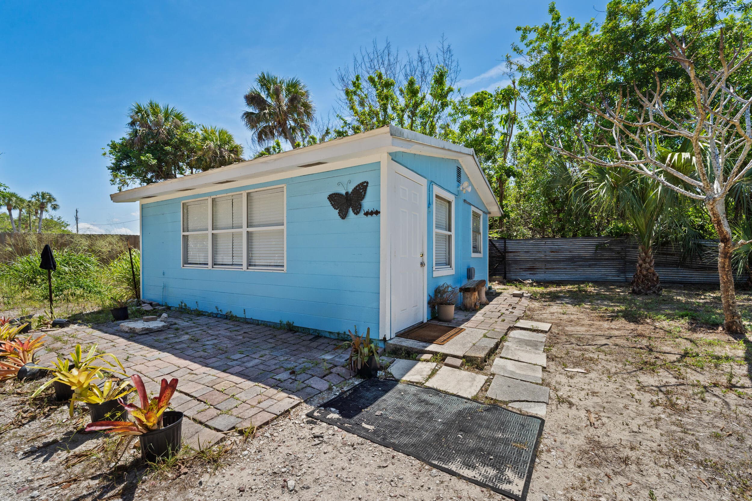 2614 NE Palm Avenue, Jensen Beach, FL 34957 — photo 8 of 14