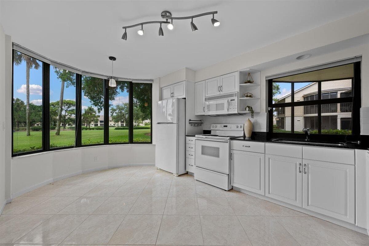 17138 Waterbend Drive 117, Jupiter, FL 33477 — photo 17 of 52