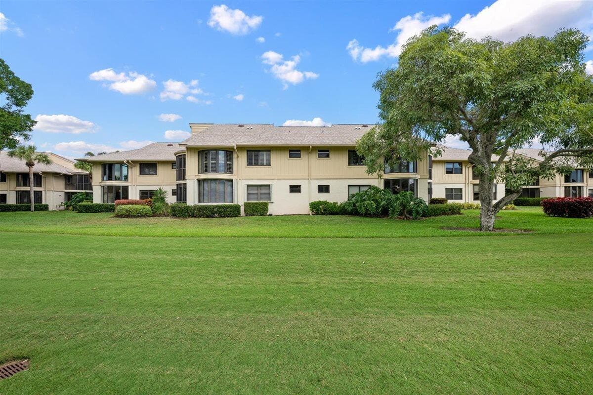 17138 Waterbend Drive 117, Jupiter, FL 33477 — photo 36 of 52