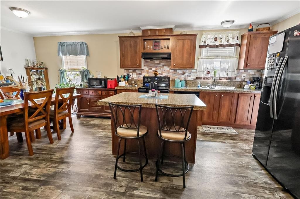 324 Valencia Street, Sebastian, FL 32958 — photo 8 of 21