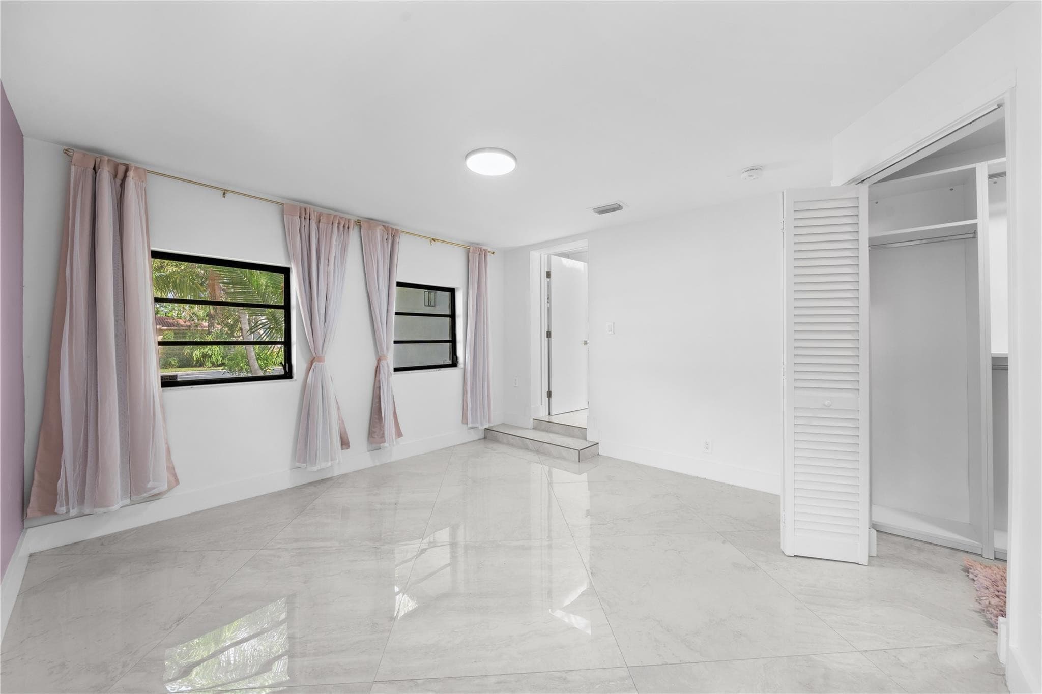 1100 Buchanan Street, Hollywood, FL 33019 — photo 14 of 43