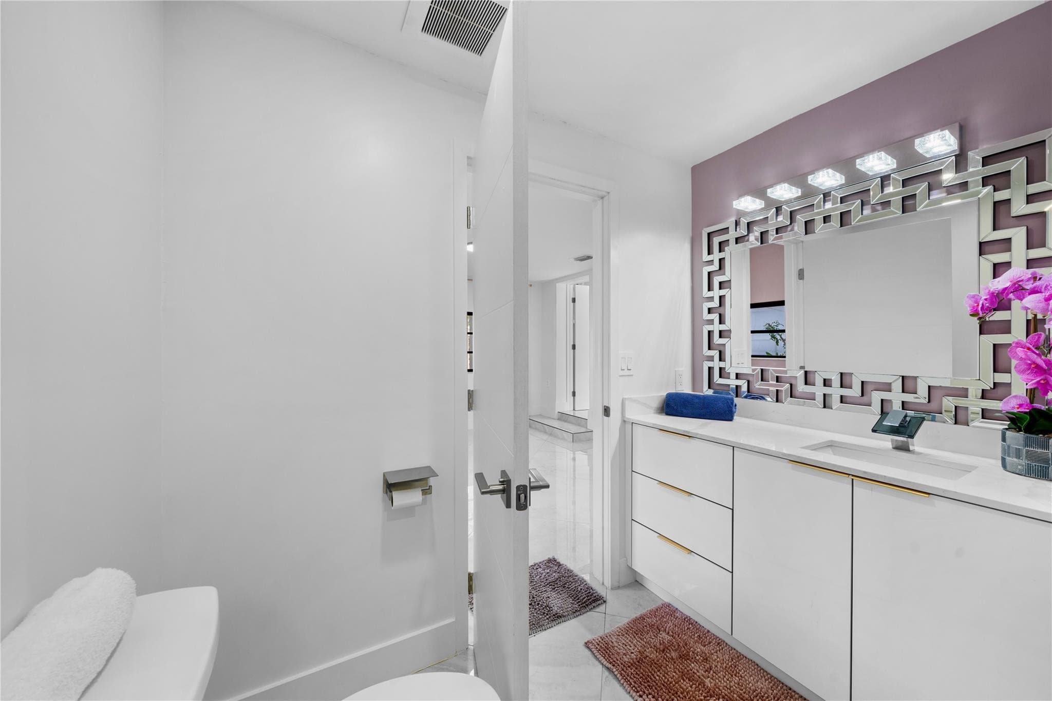 1100 Buchanan Street, Hollywood, FL 33019 — photo 15 of 43