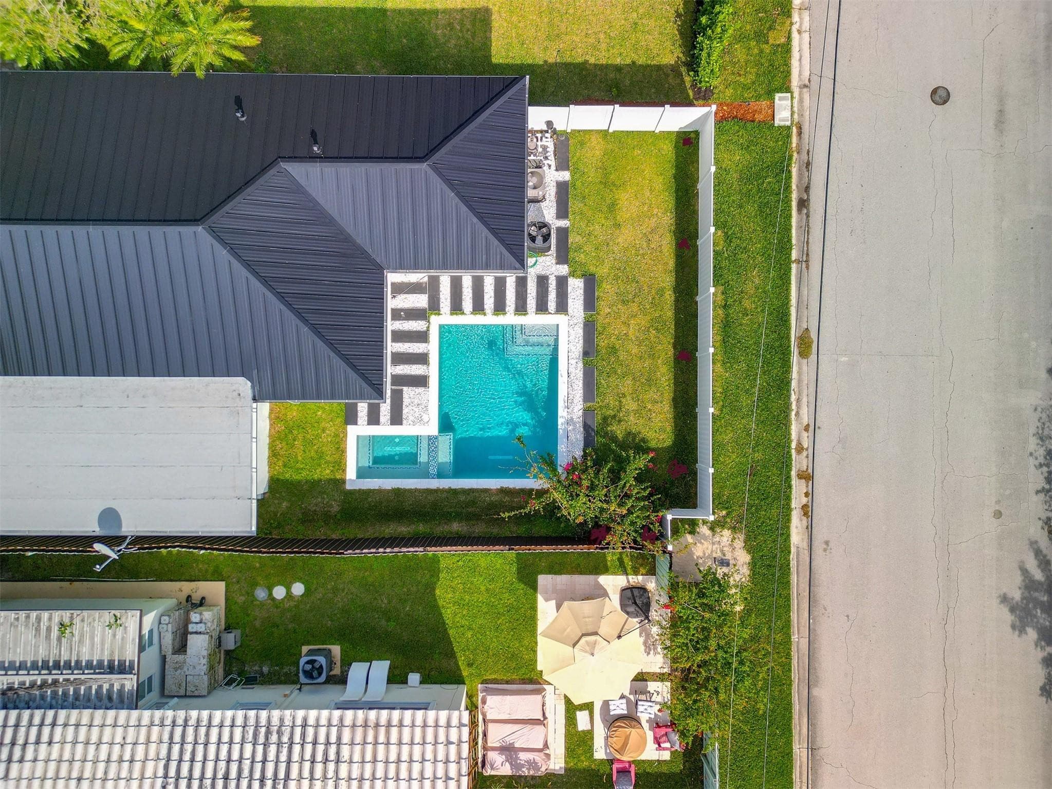 1100 Buchanan Street, Hollywood, FL 33019 — photo 16 of 43
