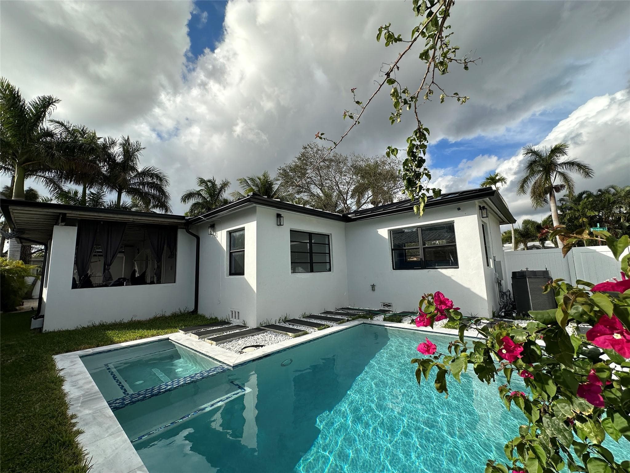 1100 Buchanan Street, Hollywood, FL 33019 — photo 23 of 43