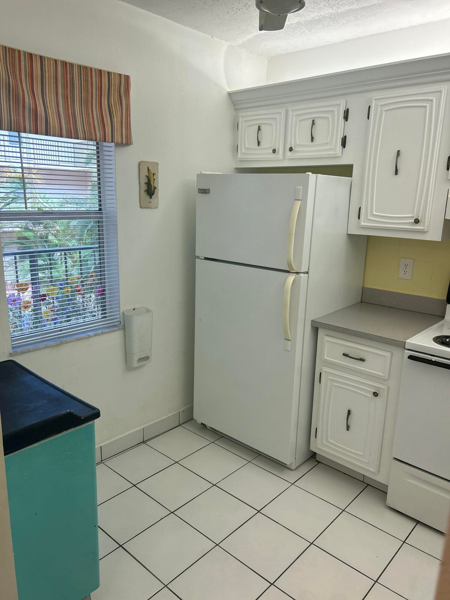 2801 Somerset Drive 201, Lauderdale Lakes, FL 33311 — photo 9 of 29