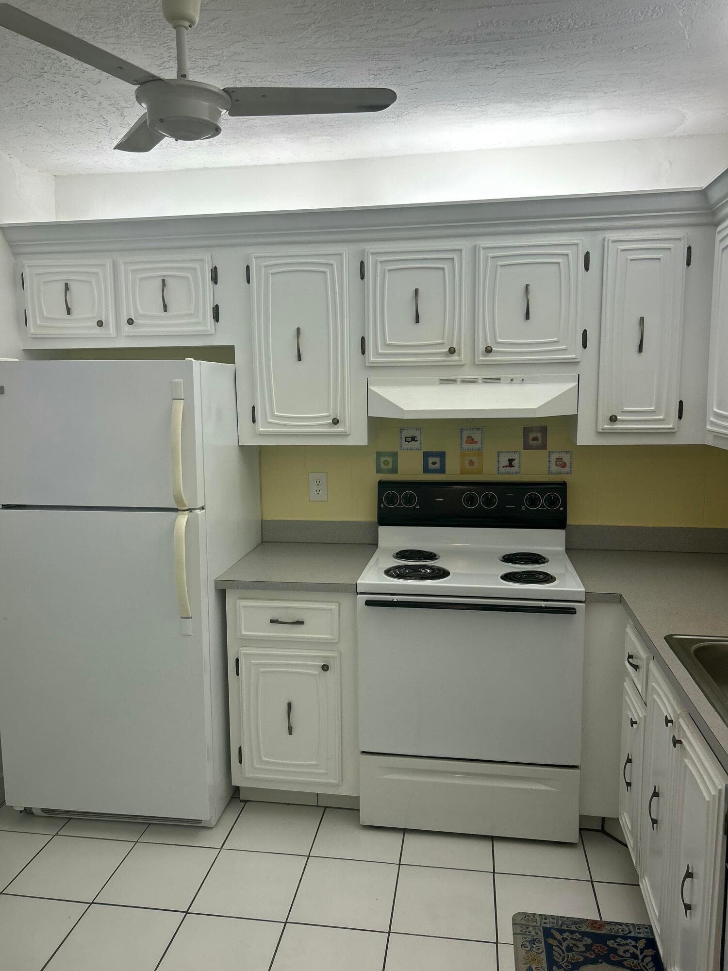 2801 Somerset Drive 201, Lauderdale Lakes, FL 33311 — photo 11 of 29