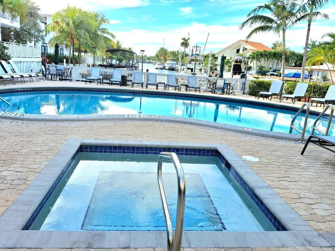 1421 S Ocean Boulevard 310, Pompano Beach, FL 33062 — photo 3 of 32