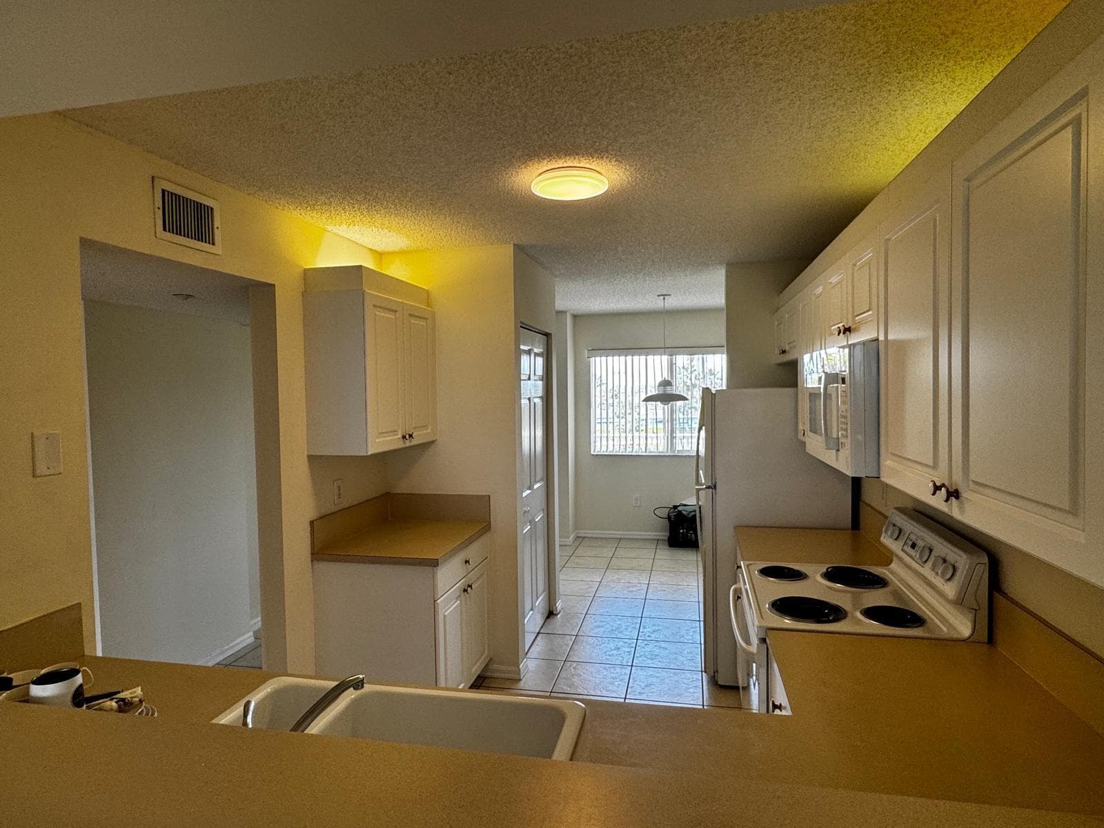 7763 Southampton Terrace 405, Tamarac, FL 33321 — photo 31 of 40