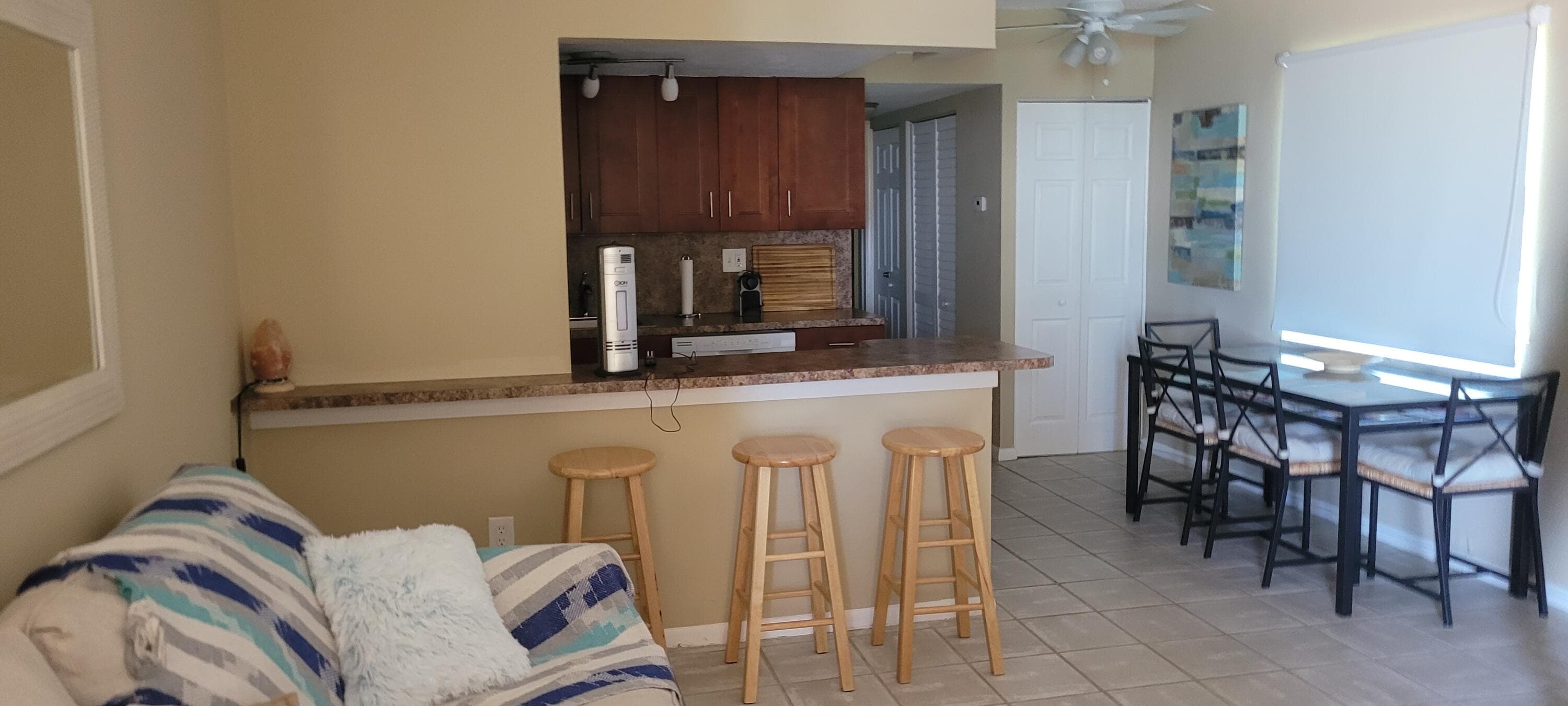 300 Oregon Street 409, Hollywood, FL 33019 — photo 7 of 17