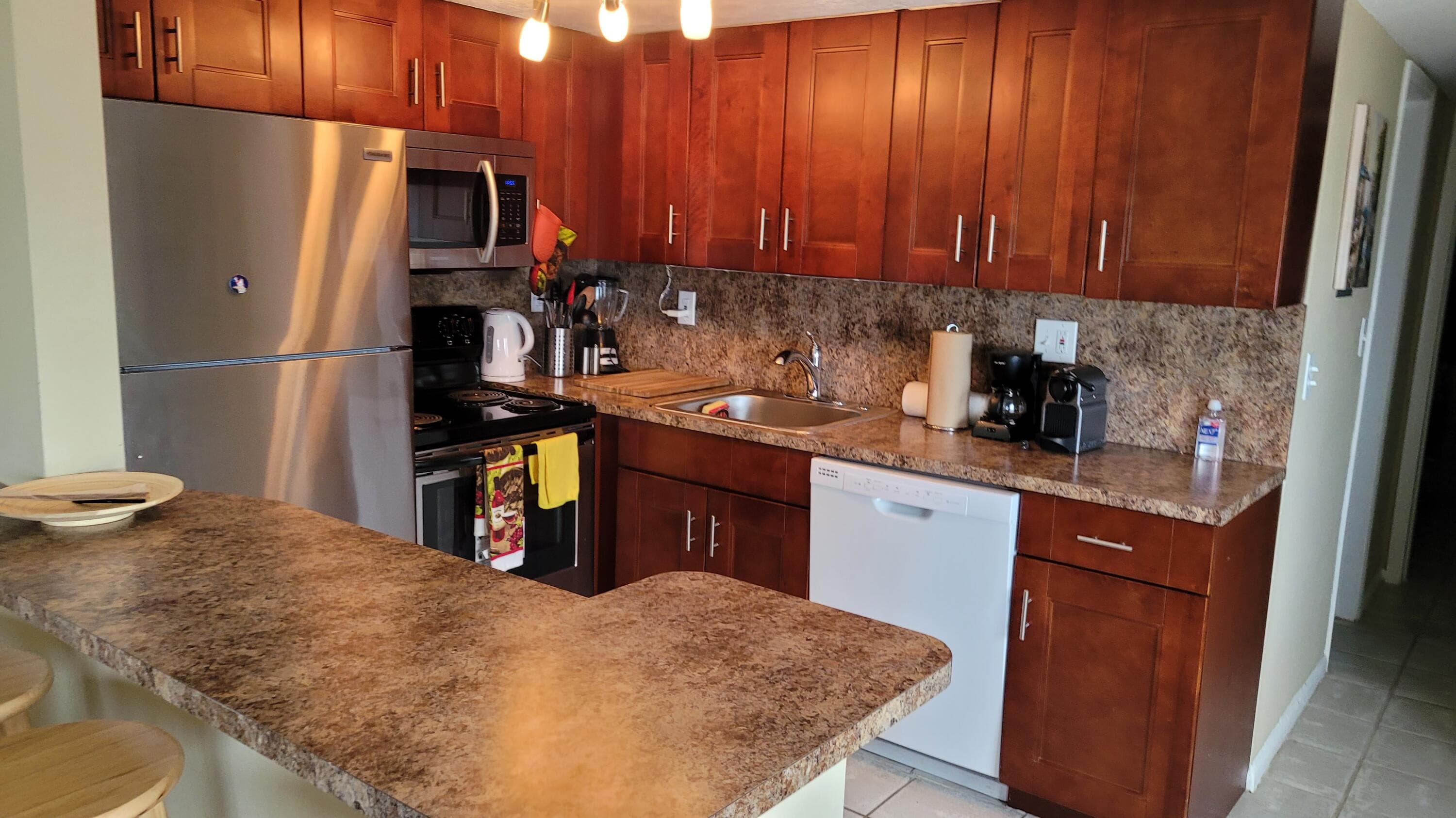 300 Oregon Street 409, Hollywood, FL 33019 — photo 12 of 17