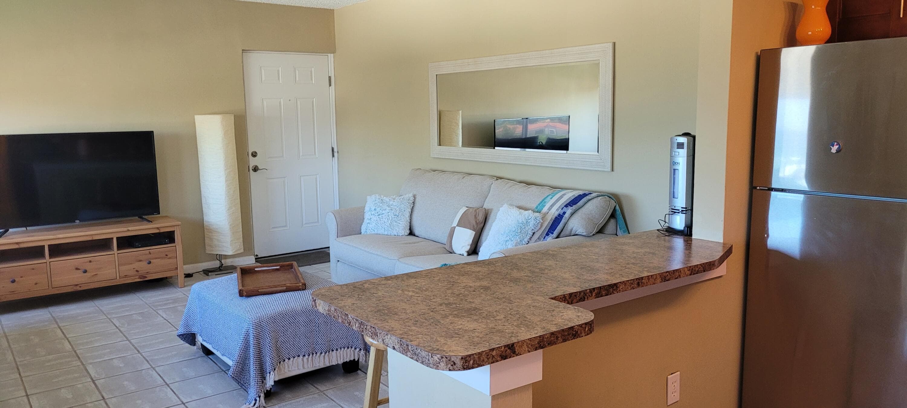 300 Oregon Street 409, Hollywood, FL 33019 — photo 14 of 17