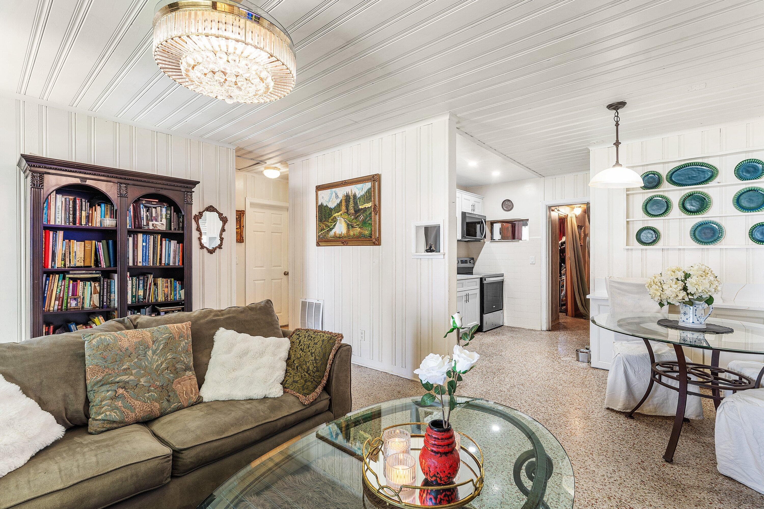 418 Kern Street, West Palm Beach, FL 33405 — photo 8 of 56