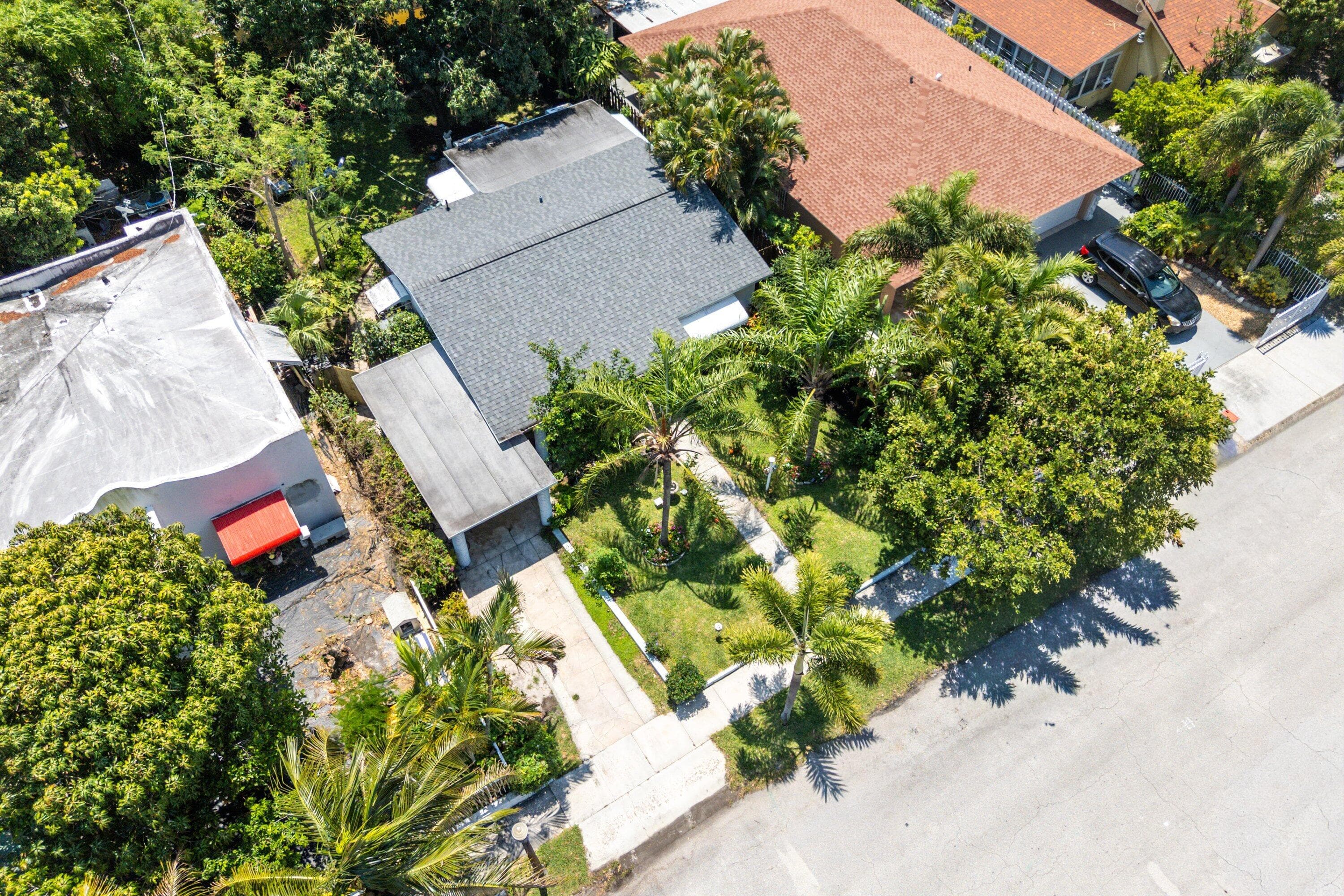 418 Kern Street, West Palm Beach, FL 33405 — photo 31 of 56