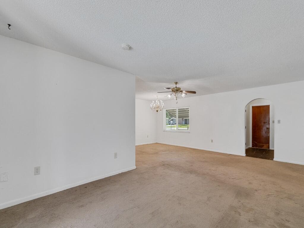 7410 Santa Rosa Parkway, Fort Pierce, FL 34951 — photo 11 of 45