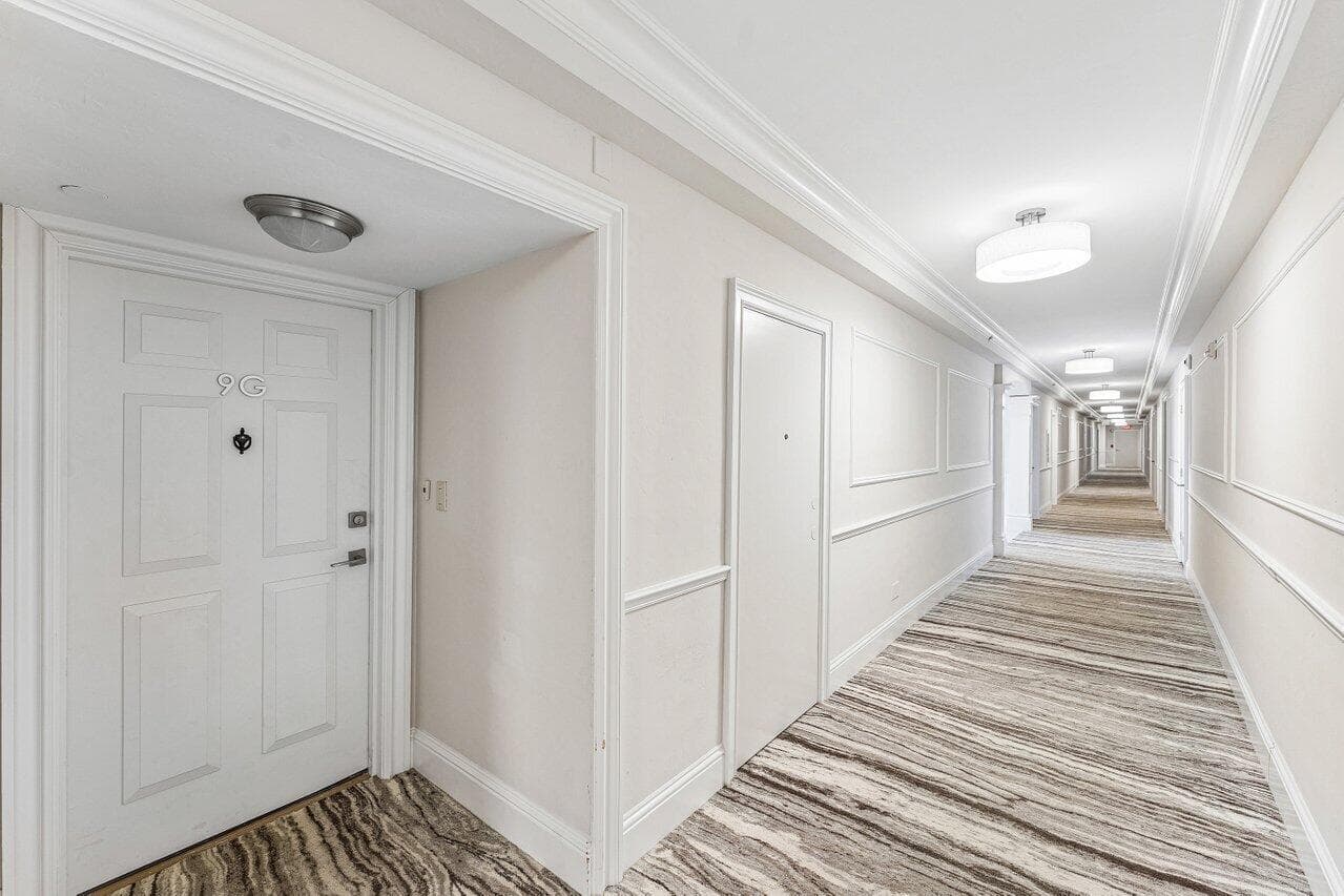 701 E Camino Real Apt 9g, Boca Raton, FL 33432 — photo 24 of 55