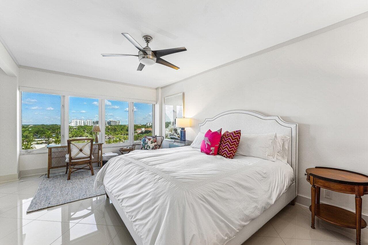 701 E Camino Real Apt 9g, Boca Raton, FL 33432 — photo 14 of 55