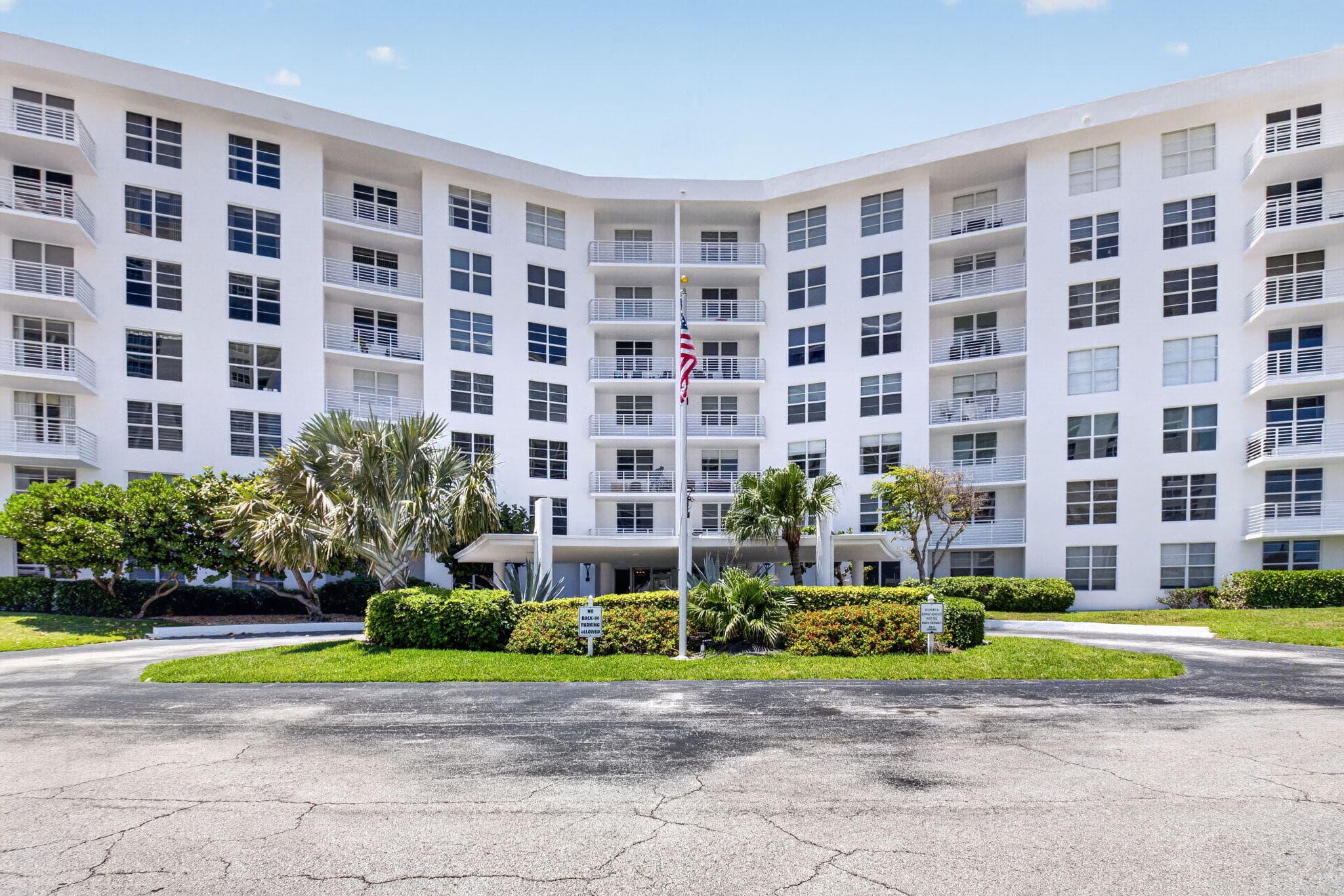 2851 S Ocean Boulevard 5m, Boca Raton, FL 33432 — photo 1 of 46
