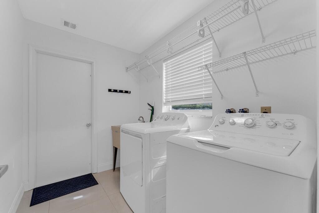 11388 NW 18th Manor, Coral Springs, FL 33071 — photo 37 of 45