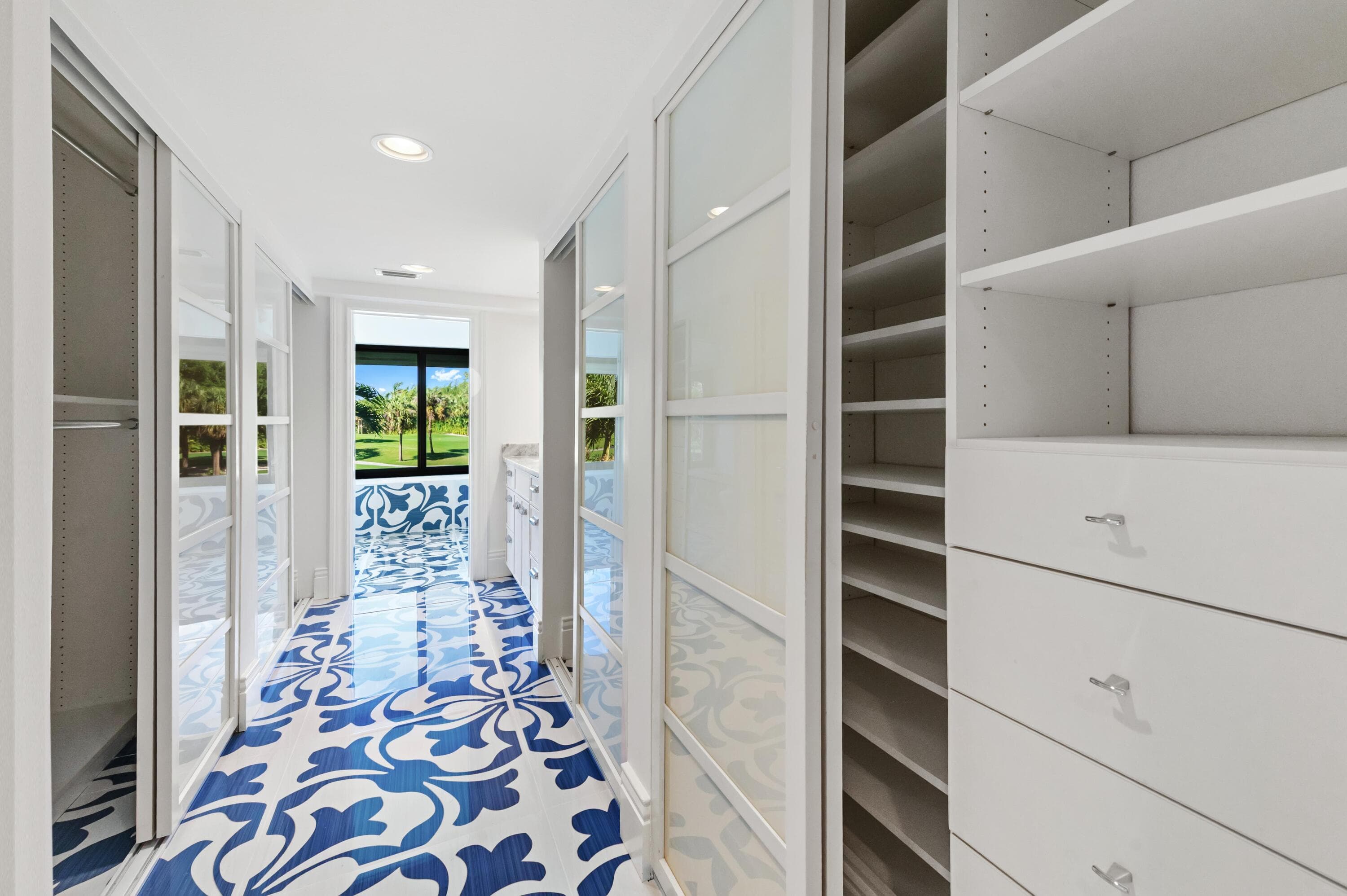 2435 Presidential Way H, West Palm Beach, FL 33401 — photo 32 of 76
