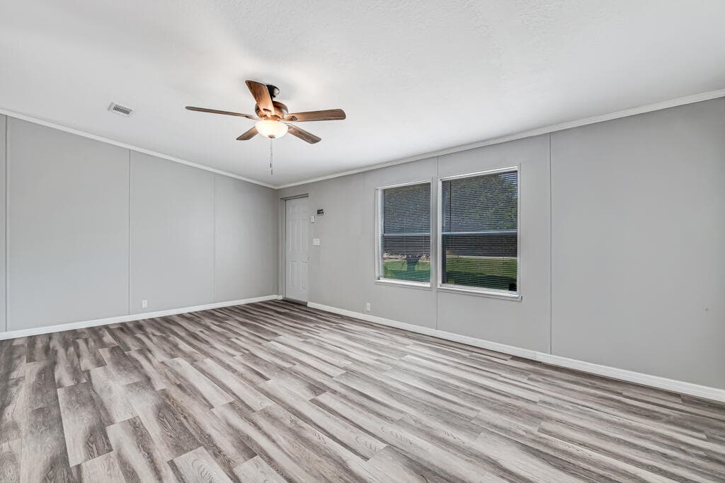 545 Bald Cypress Avenue, Clewiston, FL 33440 — photo 7 of 56