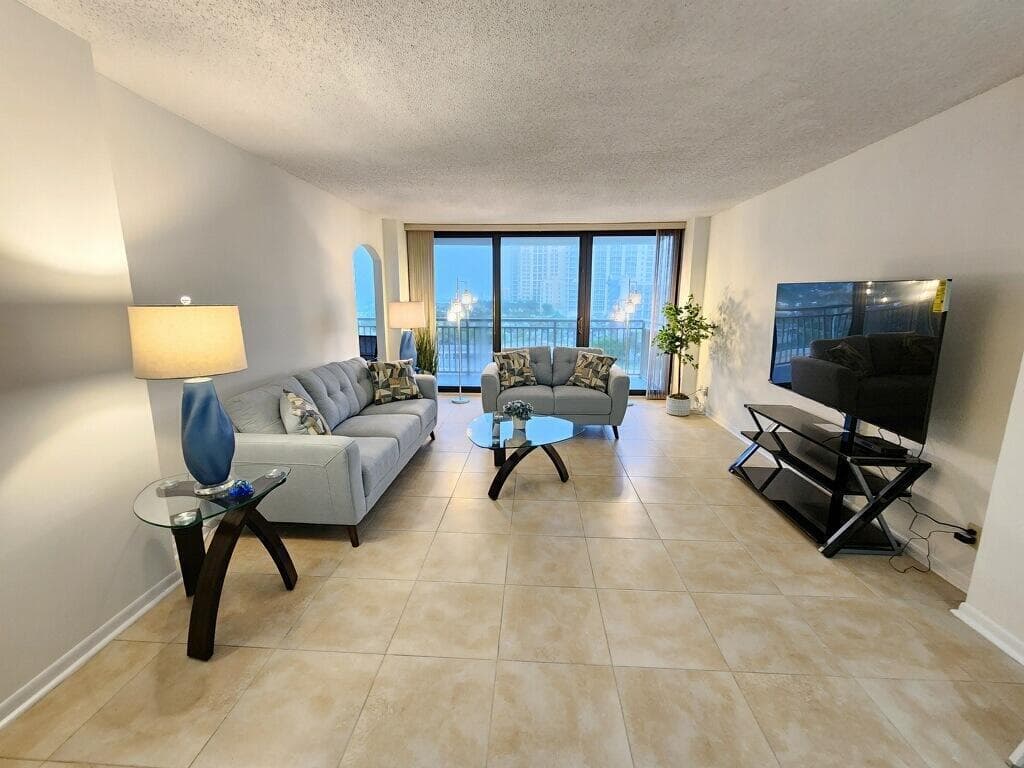 3400 N Ocean Drive 703, Riviera Beach, FL 33404 — photo 3 of 22