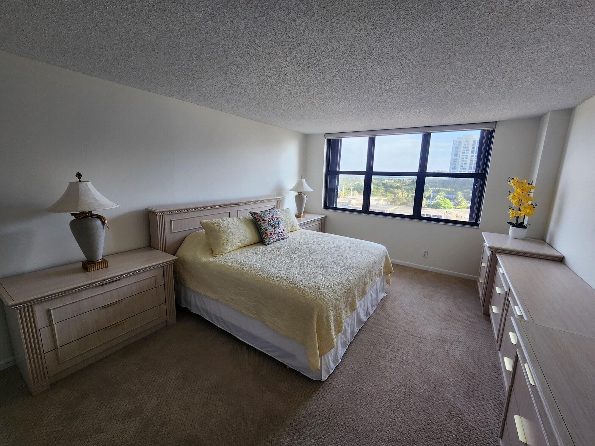 3400 N Ocean Drive 703, Riviera Beach, FL 33404 — photo 9 of 22