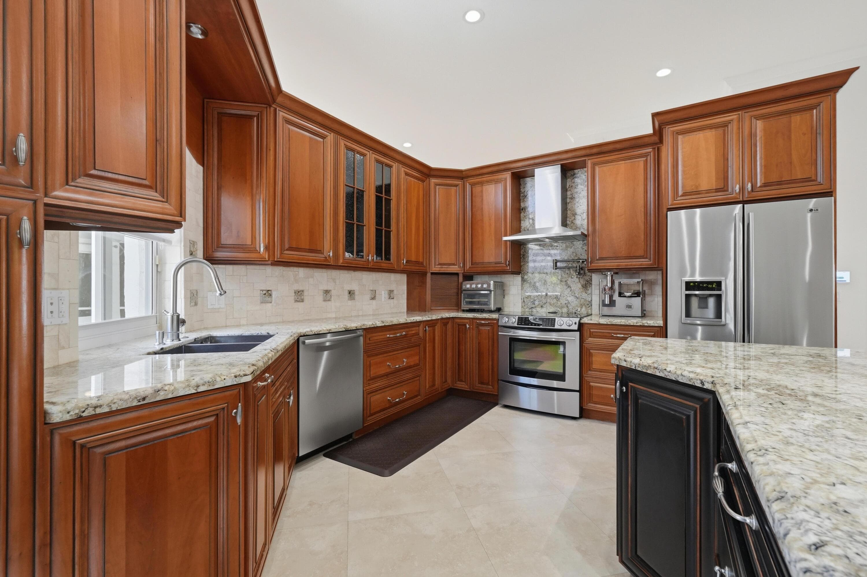 9851 NW 49th Place, Coral Springs, FL 33076 — photo 14 of 44