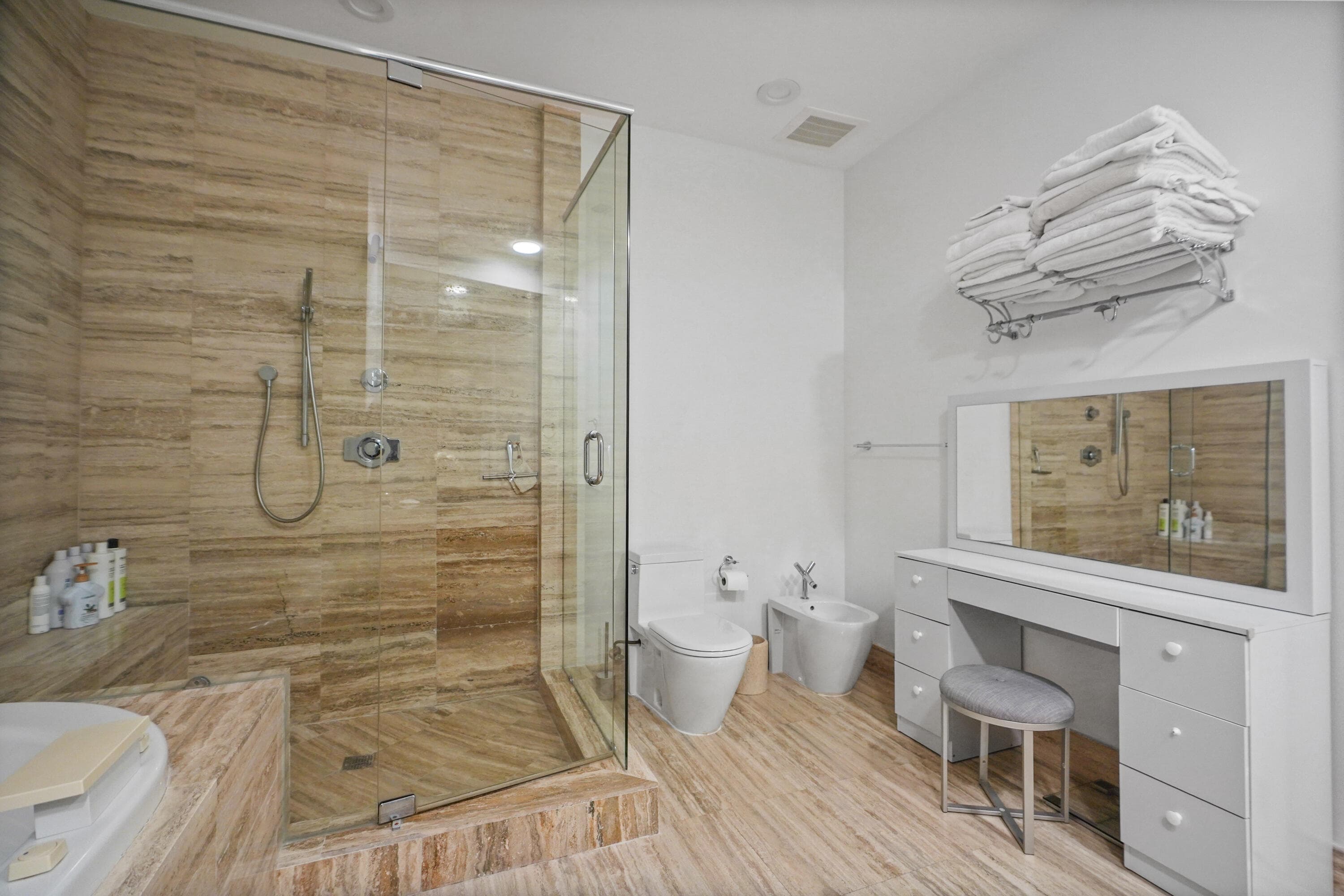 15901 Collins Avenue 3902, Sunny Isles Beach, FL 33160 — photo 12 of 17