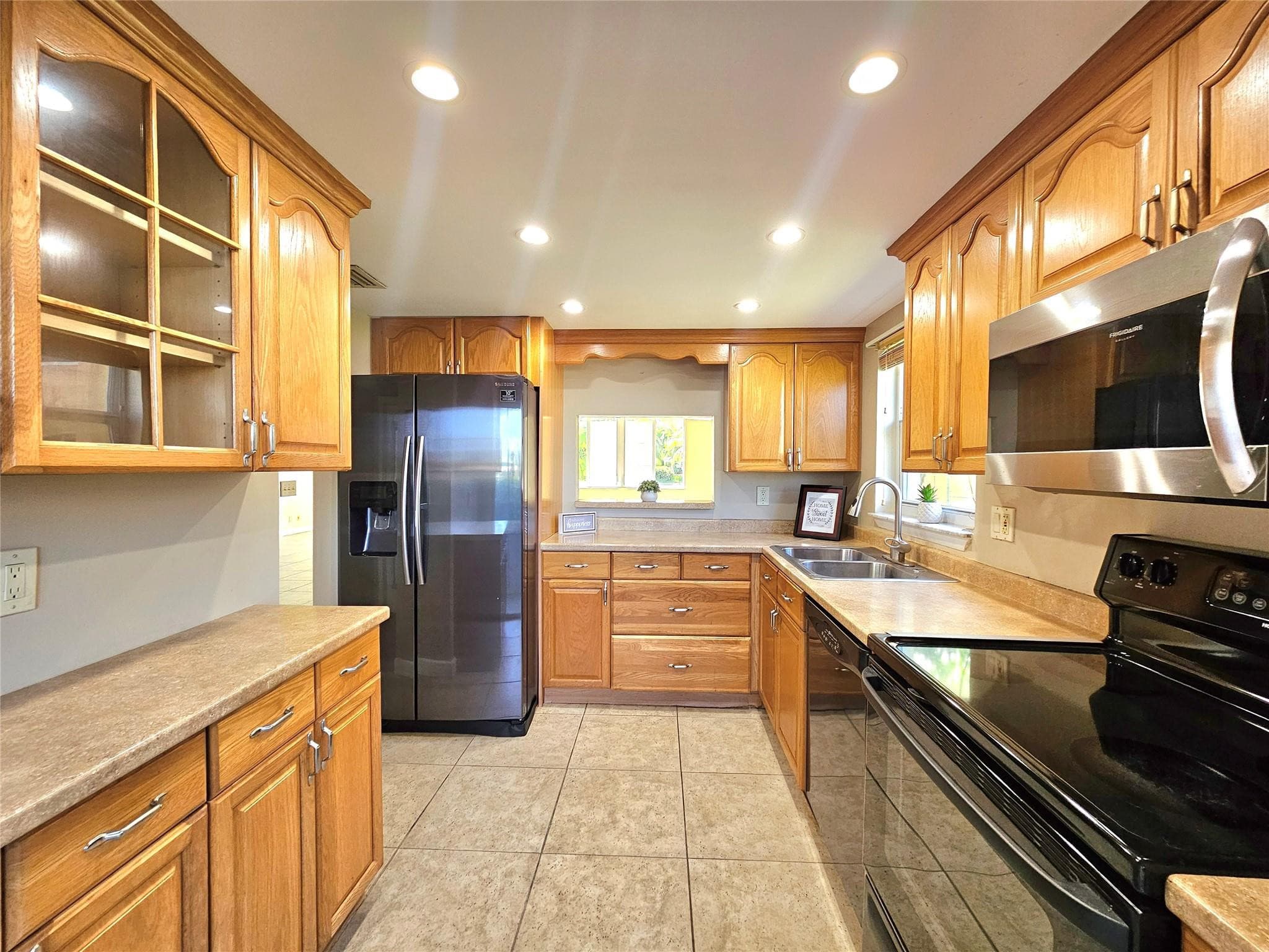 6700 Royal Palm Boulevard 112d, Margate, FL 33063 — photo 3 of 35