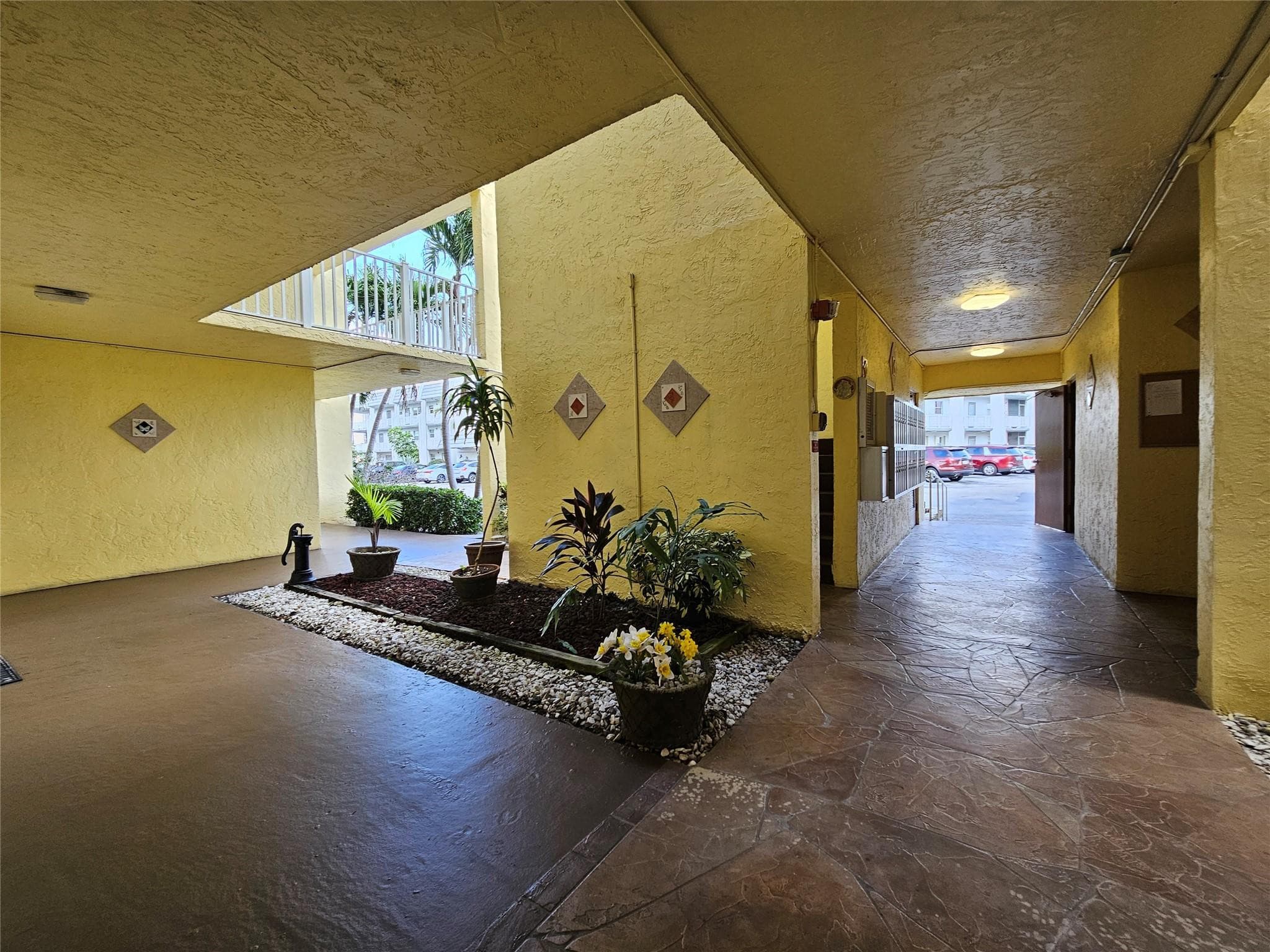 6700 Royal Palm Boulevard 112d, Margate, FL 33063 — photo 27 of 35