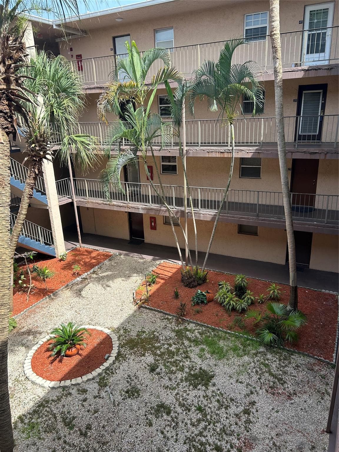 2860 Somerset Drive 311k, Lauderdale Lakes, FL 33311 — photo 37 of 47