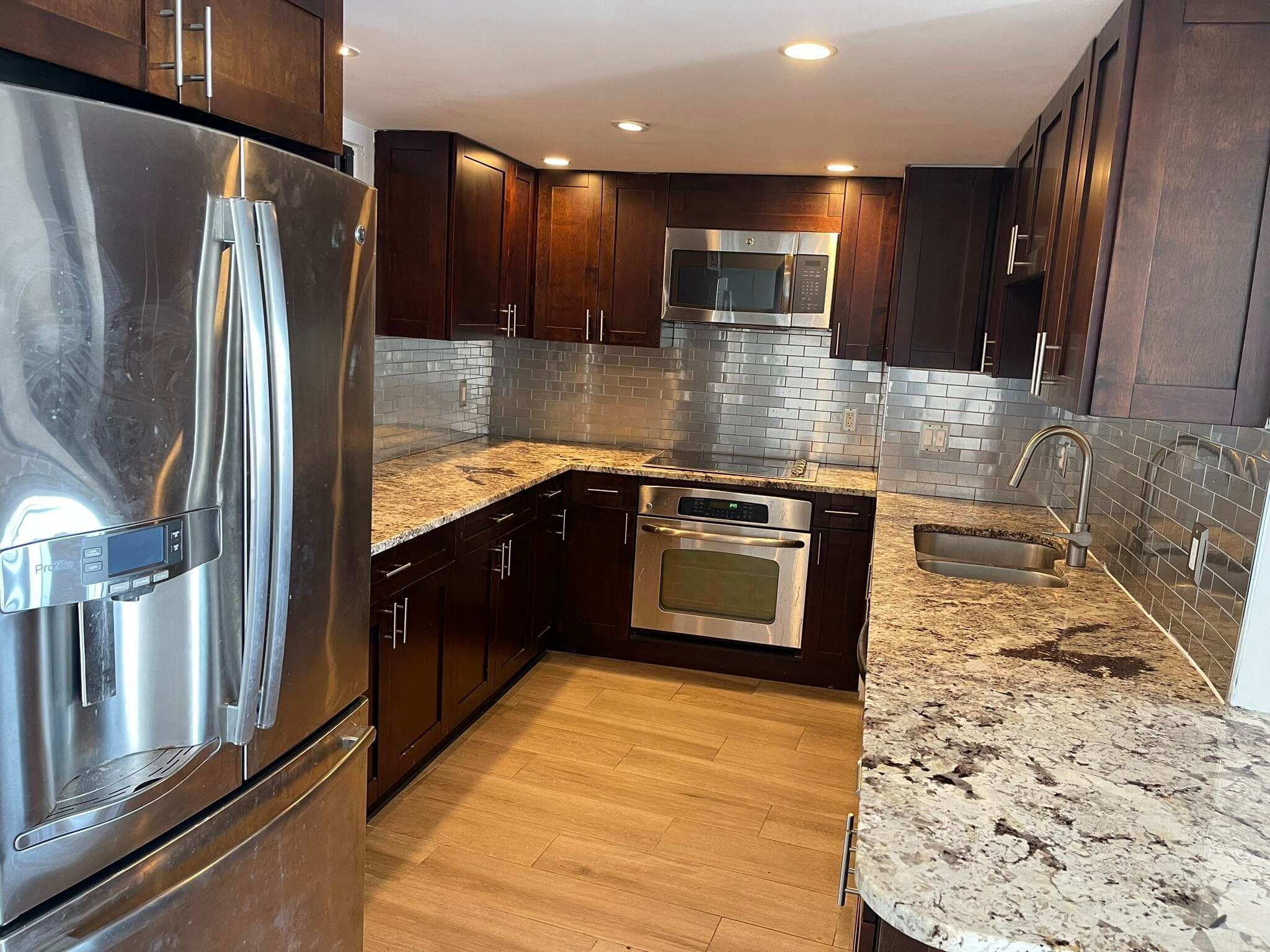 5200 N Flagler Drive 2004, West Palm Beach, FL 33407 — photo 1 of 31