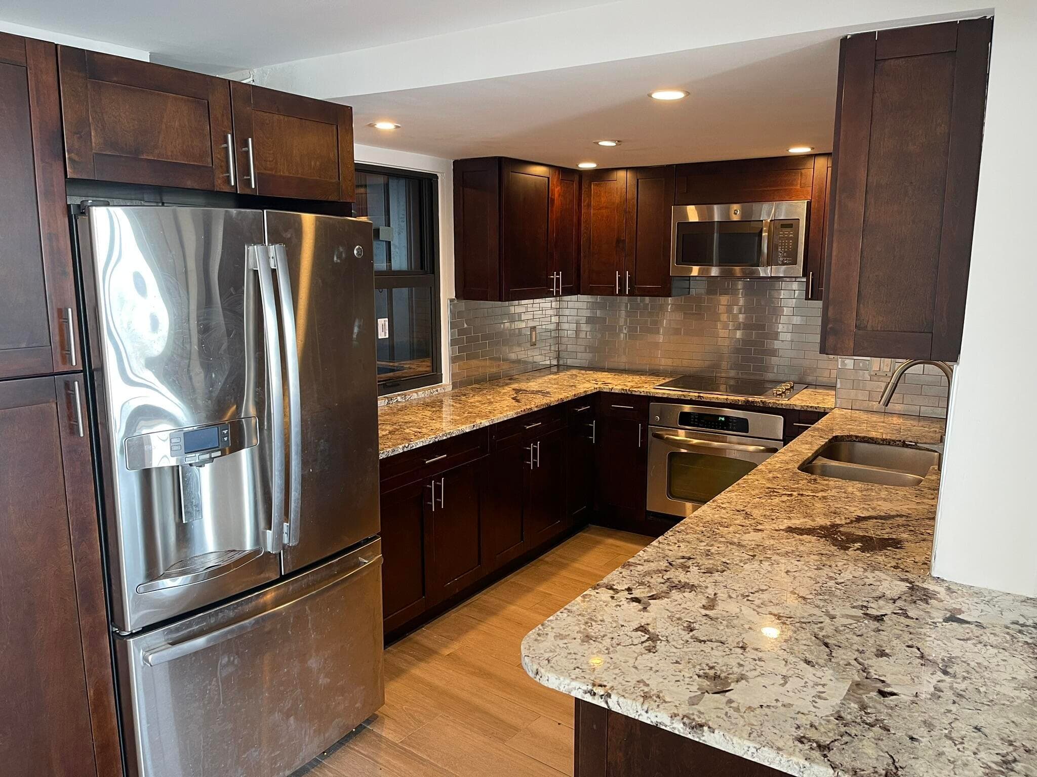 5200 N Flagler Drive 2004, West Palm Beach, FL 33407 — photo 3 of 31