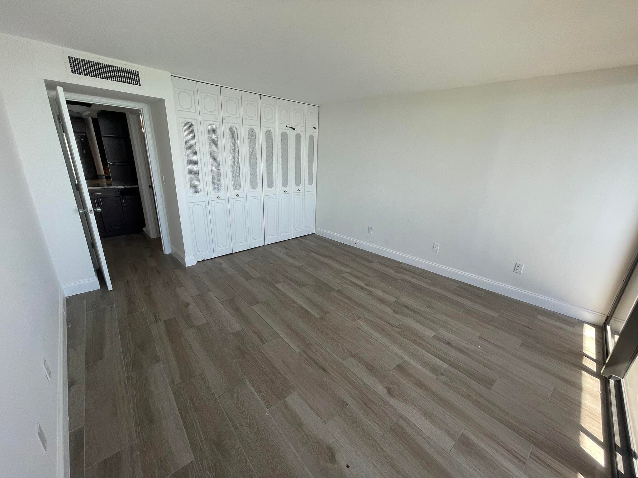 5200 N Flagler Drive 2004, West Palm Beach, FL 33407 — photo 14 of 31