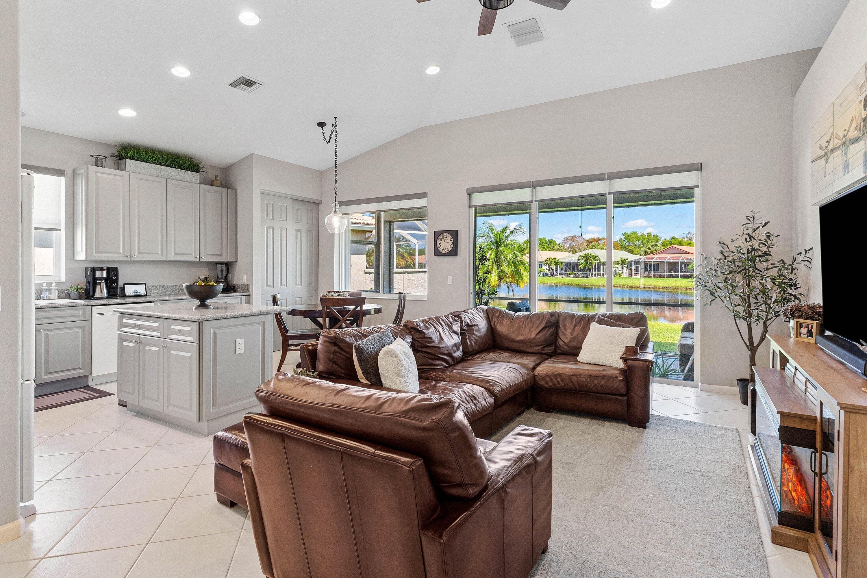 9121 Bay Point Circle, West Palm Beach, FL 33411 — photo 11 of 42