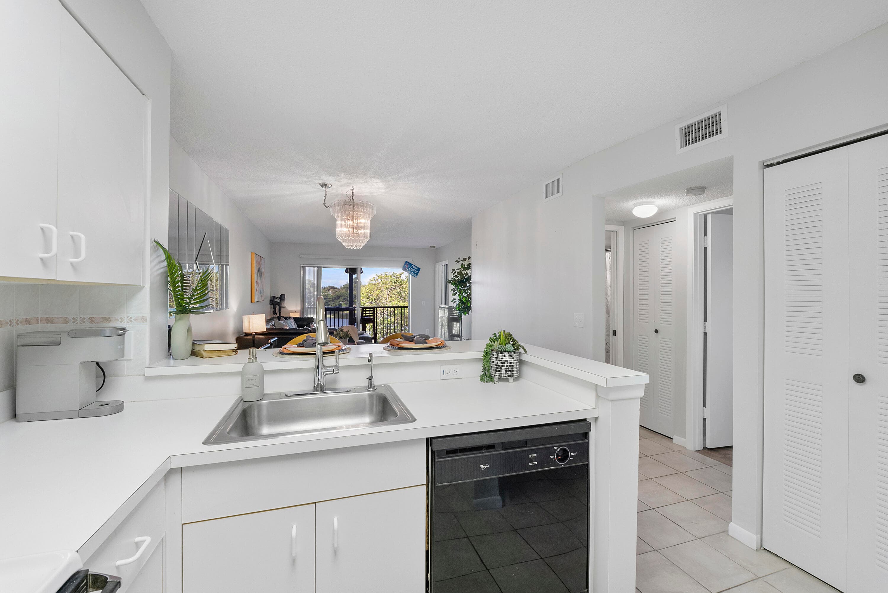 2236 N Cypress Bend Drive 311, Pompano Beach, FL 33069 — photo 7 of 57