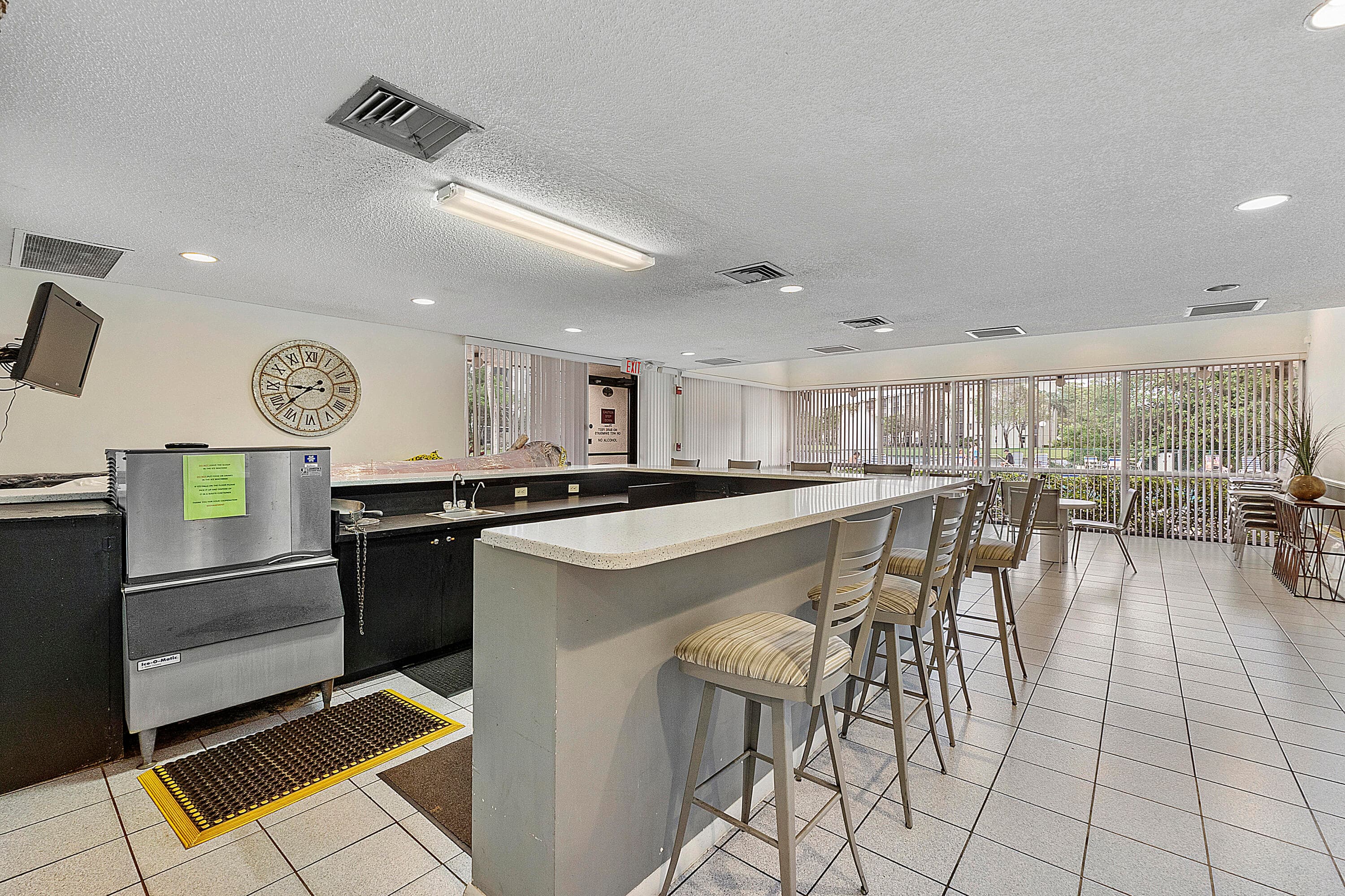 2236 N Cypress Bend Drive 311, Pompano Beach, FL 33069 — photo 28 of 57