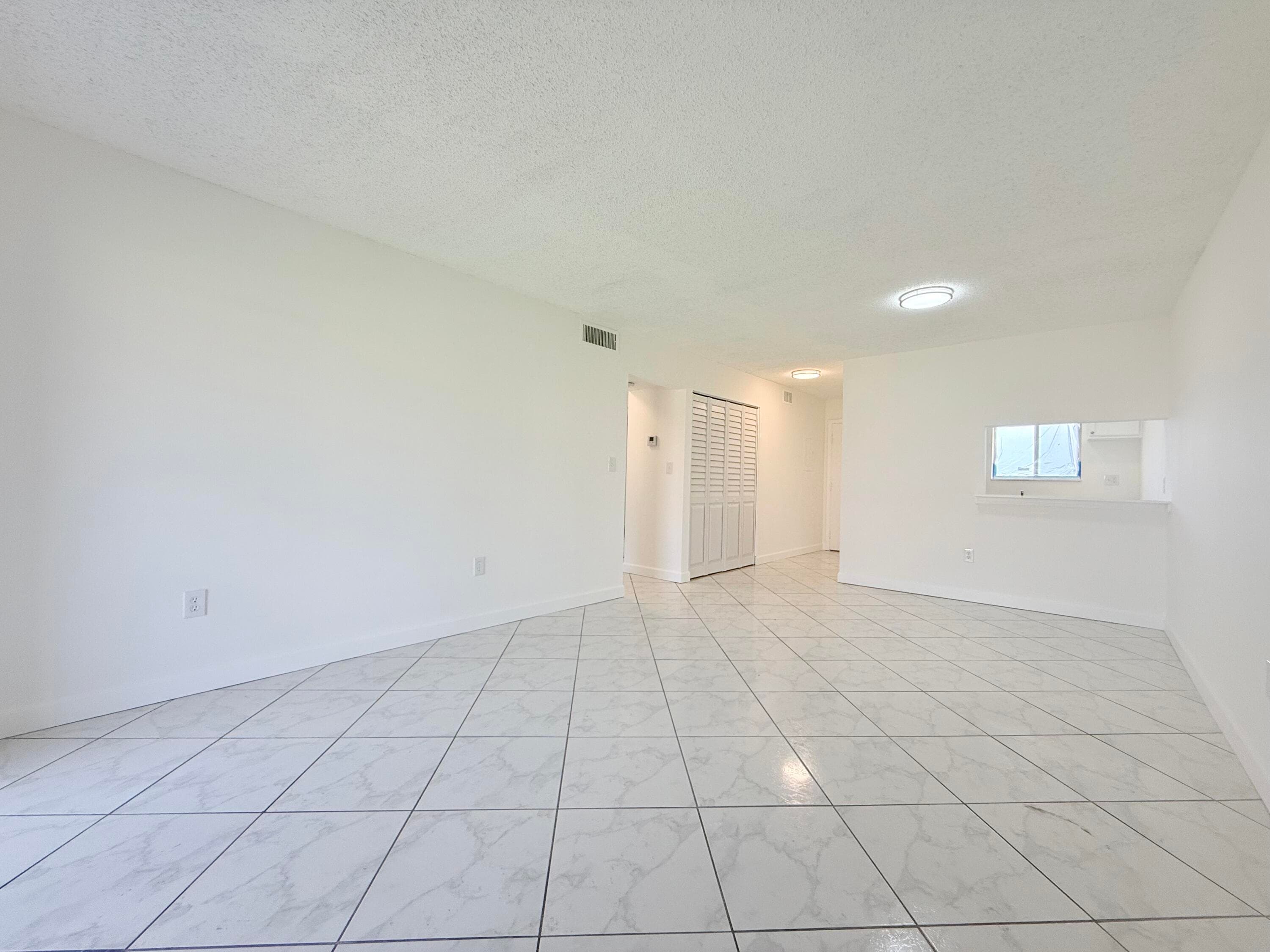 6106 Forest Hill Boulevard 204, West Palm Beach, FL 33415 — photo 1 of 18