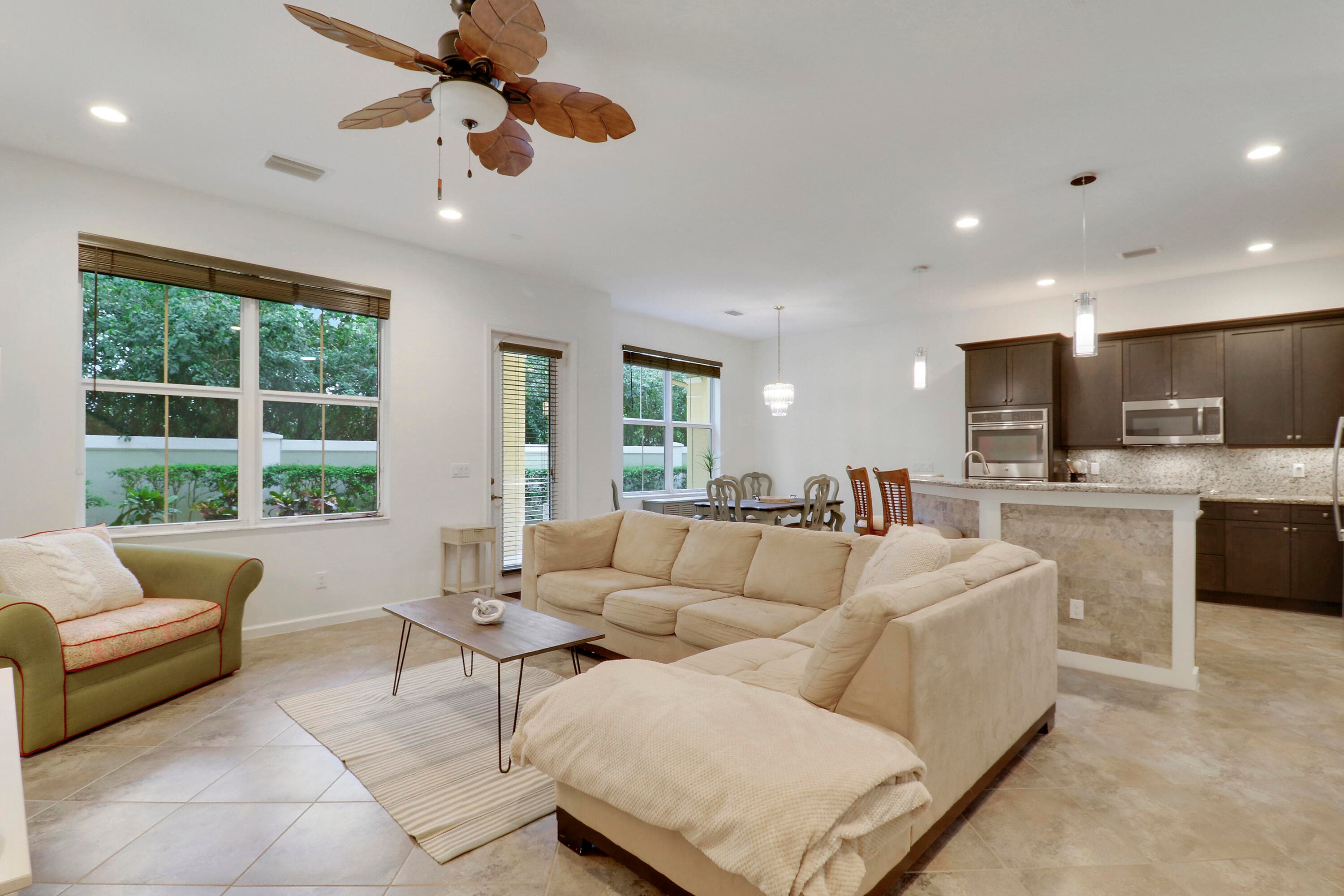 5242 Cambridge Court, Palm Beach Gardens, FL 33418 — photo 4 of 39