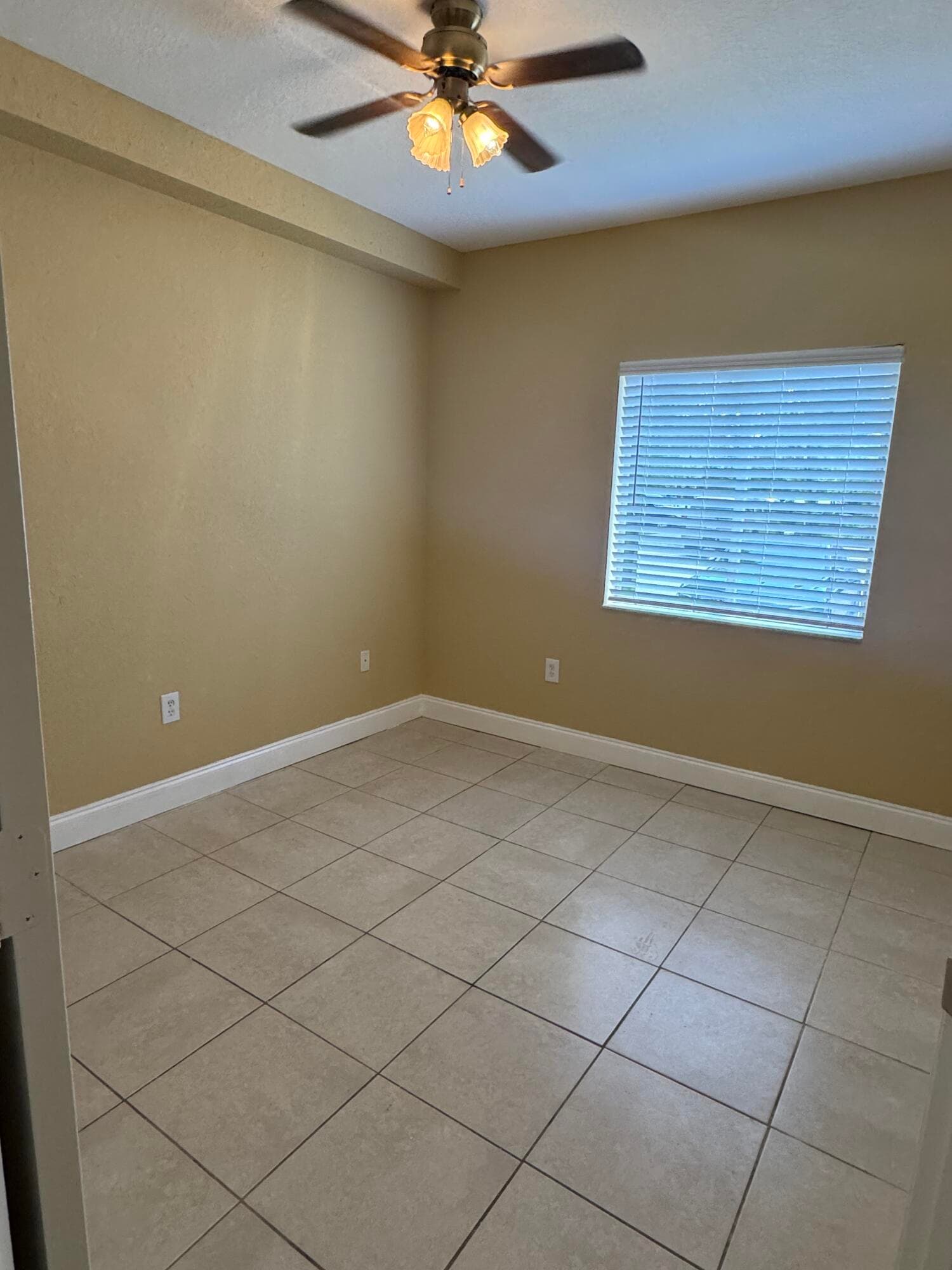 1133 Golden Lakes Boulevard 812, West Palm Beach, FL 33411 — photo 10 of 13