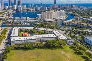 270 Layne Boulevard 308, Hallandale Beach, FL 33009 — photo 4 of 18