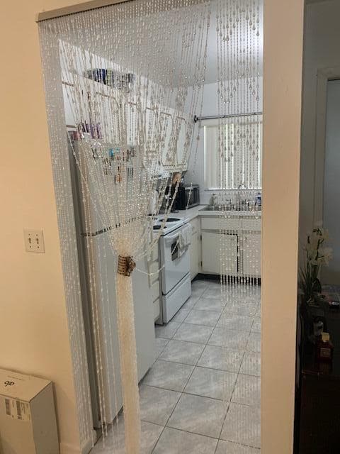 270 Layne Boulevard 308, Hallandale Beach, FL 33009 — photo 6 of 18