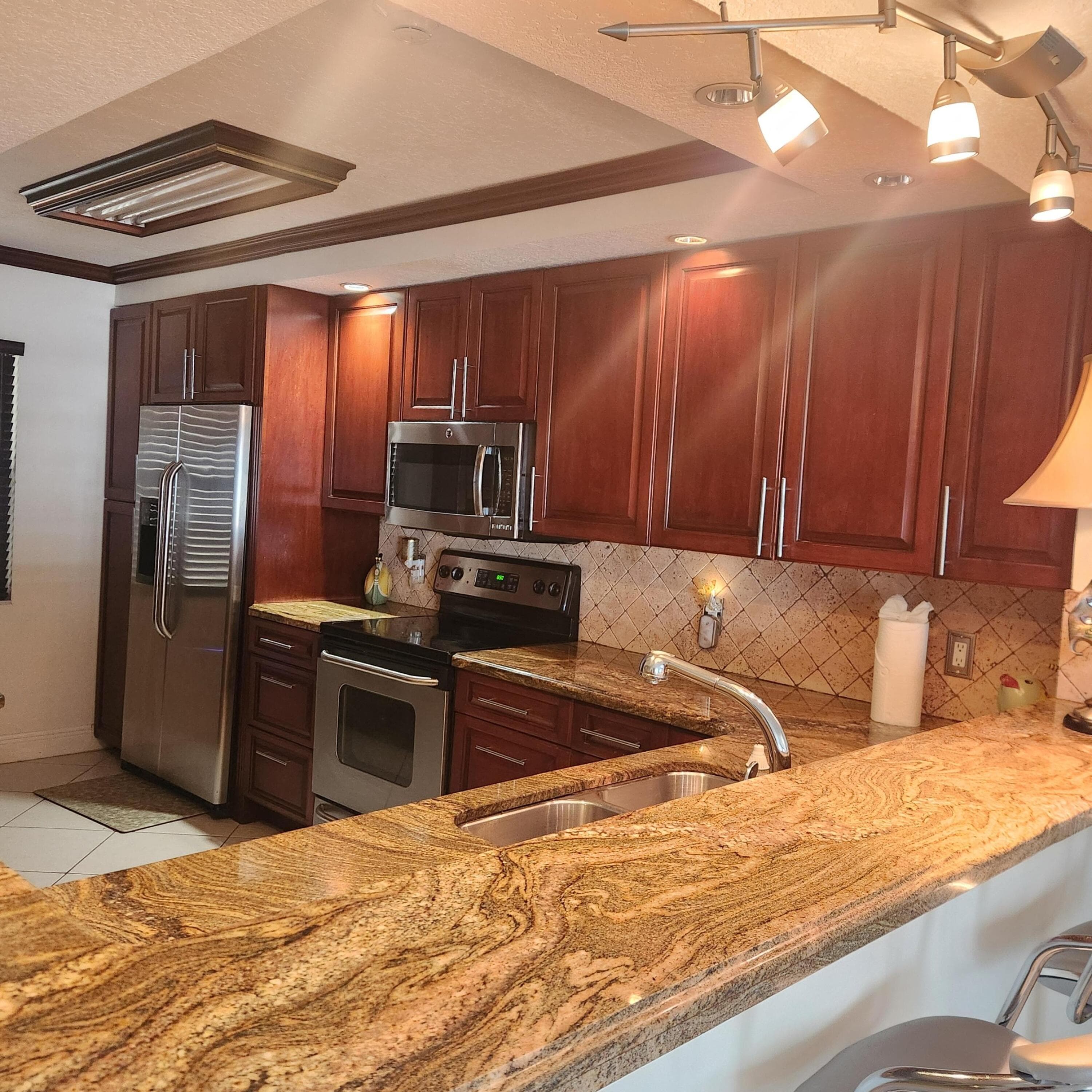 3100 NE 48th Street 710, Fort Lauderdale, FL 33308 — photo 6 of 20