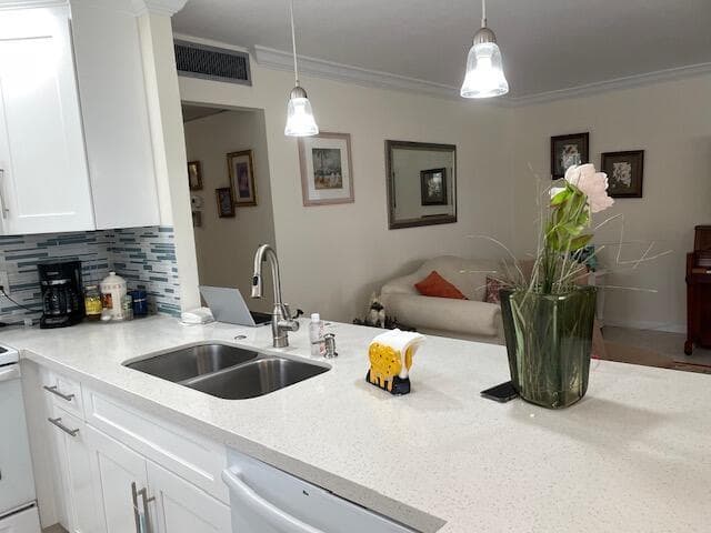 148 Waterford G Way 148, Delray Beach, FL 33446 — photo 1 of 22