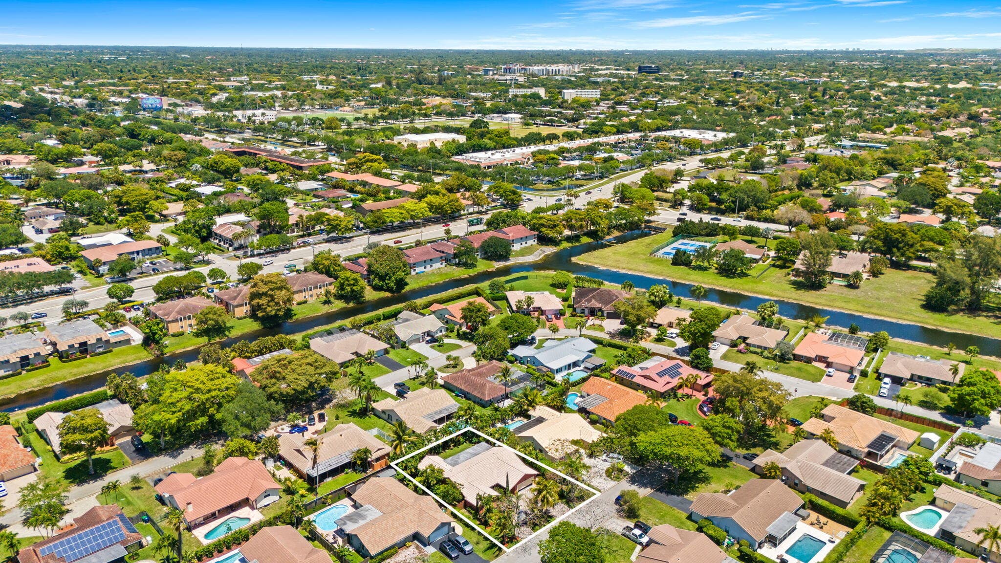 10739 NW 21st Street, Coral Springs, FL 33071 — photo 4 of 31