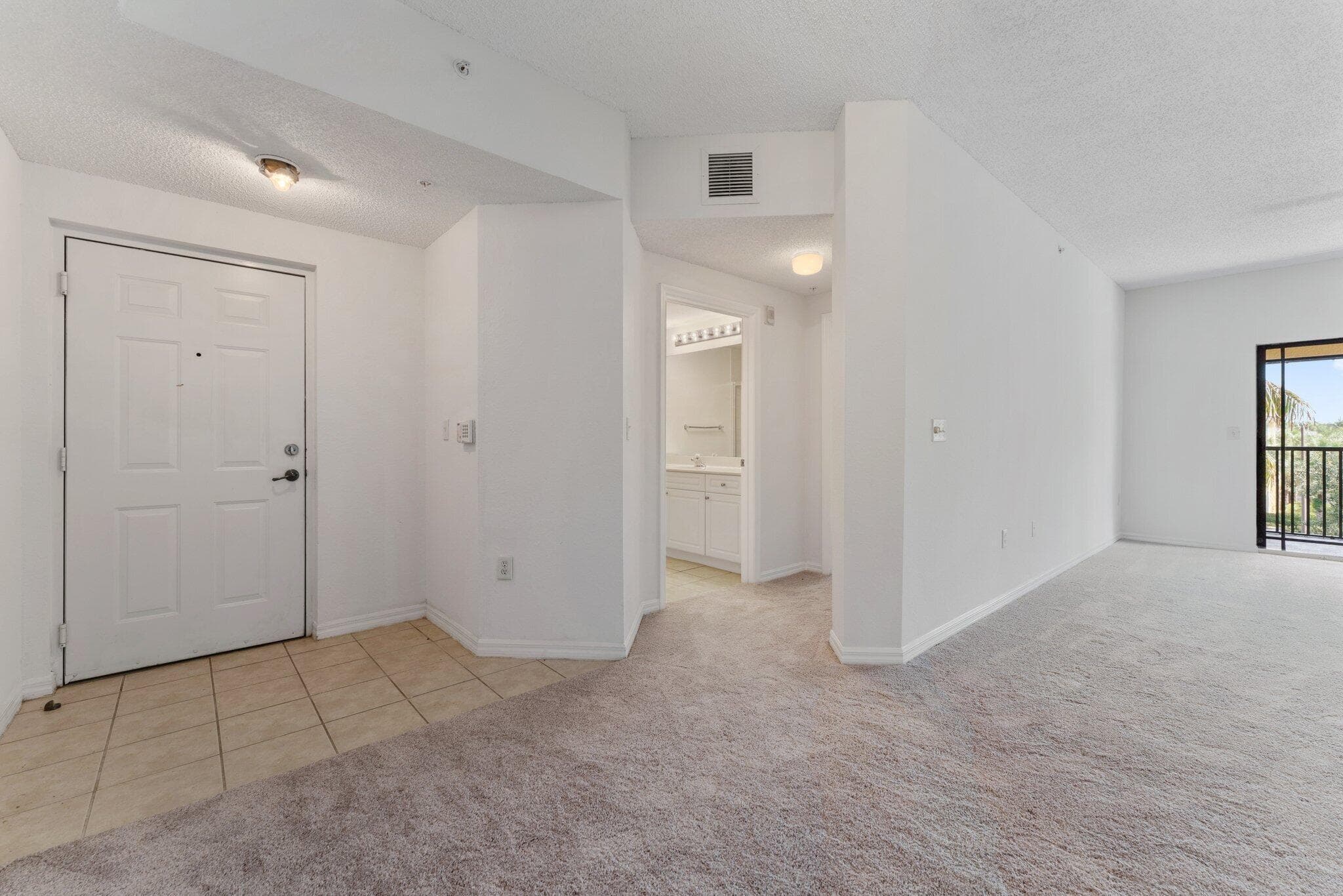 2727 Anzio Court 301, Palm Beach Gardens, FL 33410 — photo 2 of 29