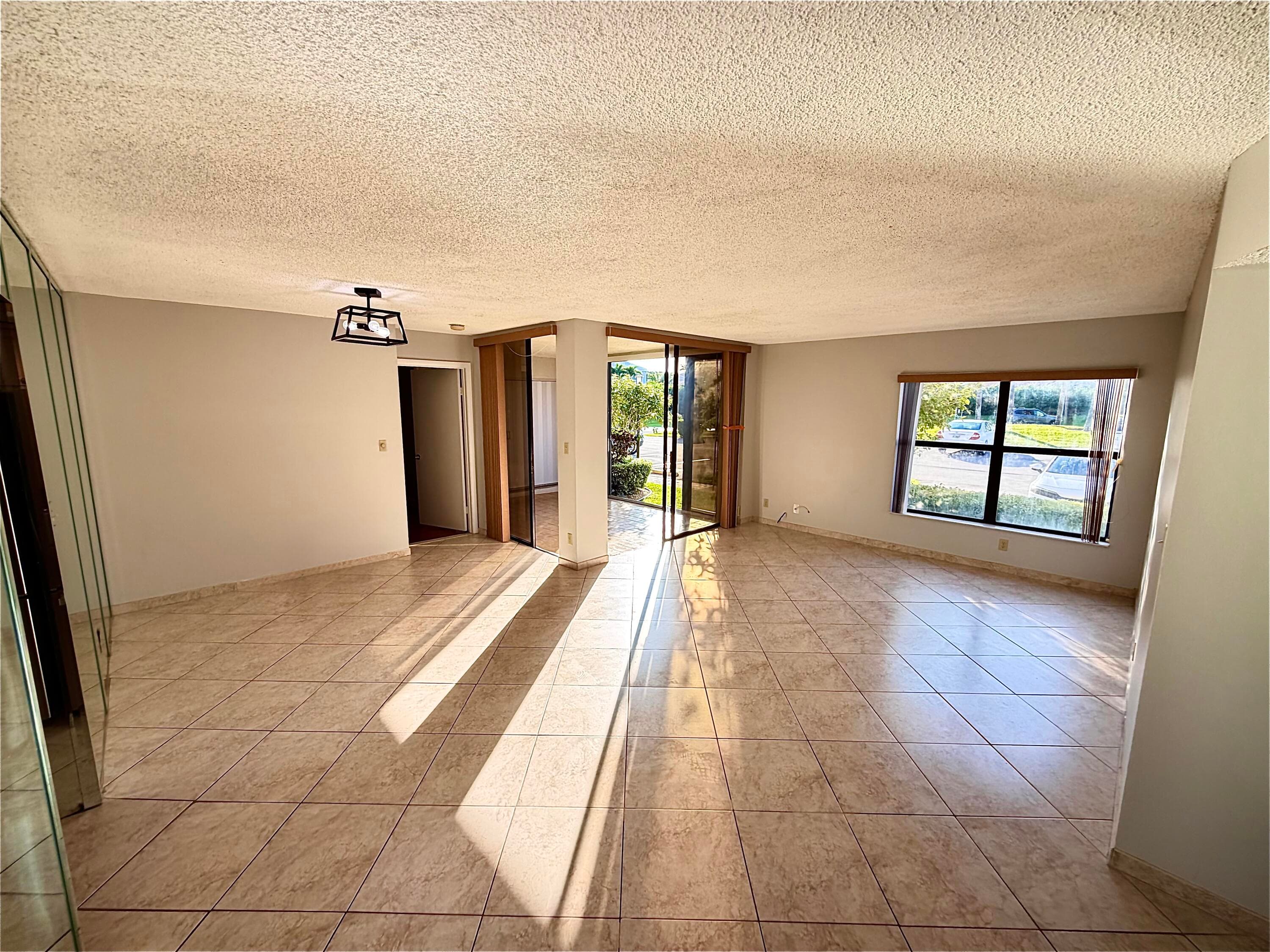 8657 W Boca Glades Blvd Boulevard W C, Boca Raton, FL 33434 — photo 4 of 22
