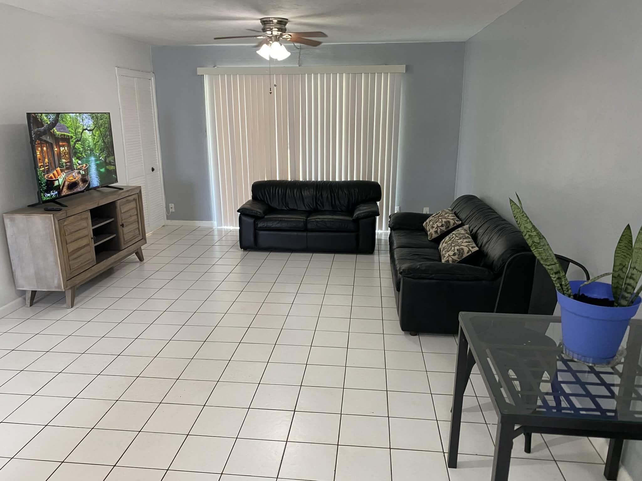 61 East Court, Royal Palm Beach, FL 33411 — photo 3 of 17